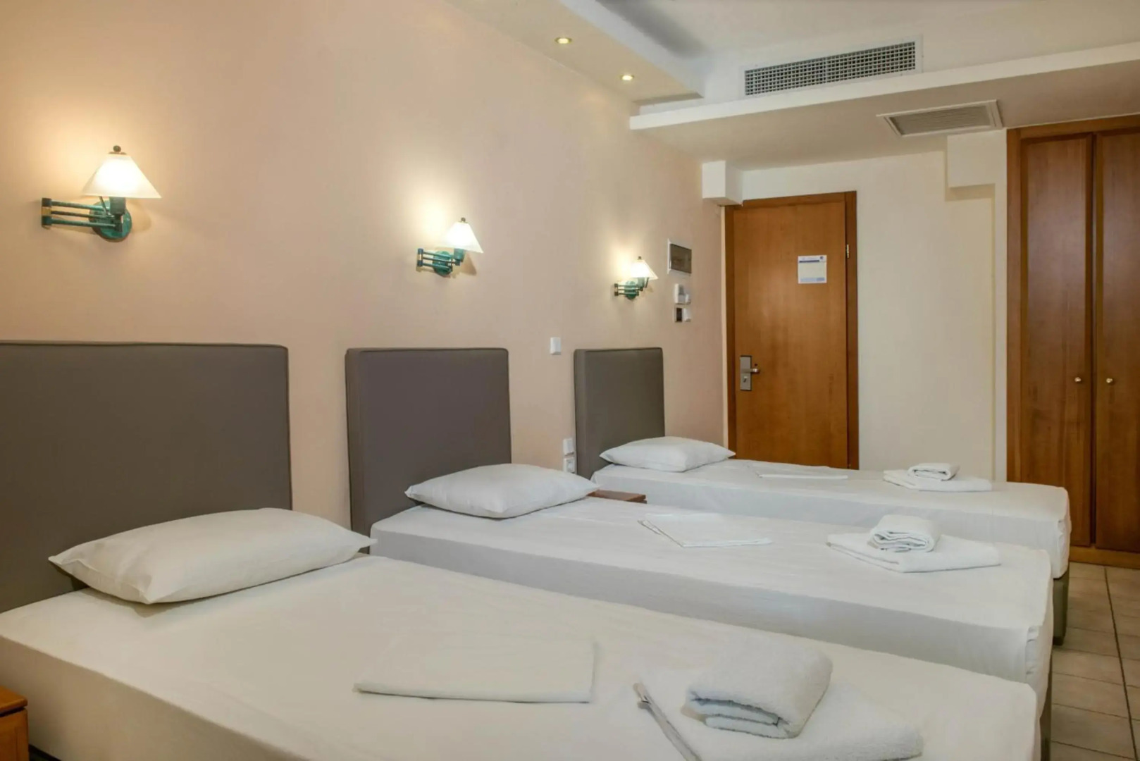 Hotel Pyrgos Boutique & Suites