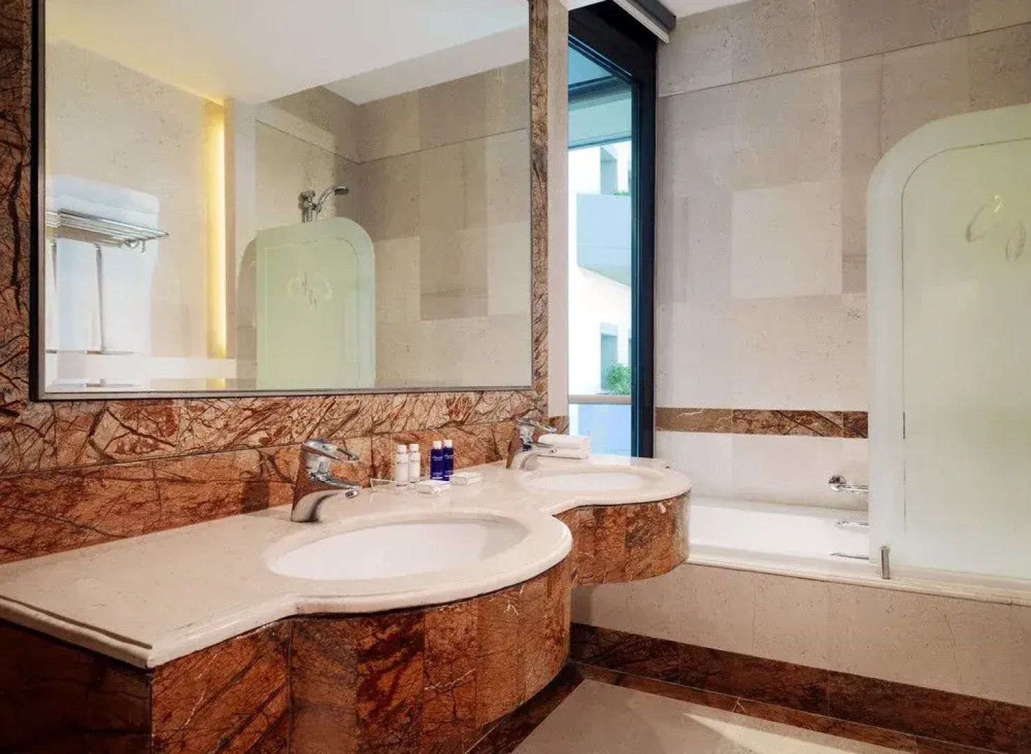 Grand Hills, a Luxury Collection Hotel & Spa, Broumana