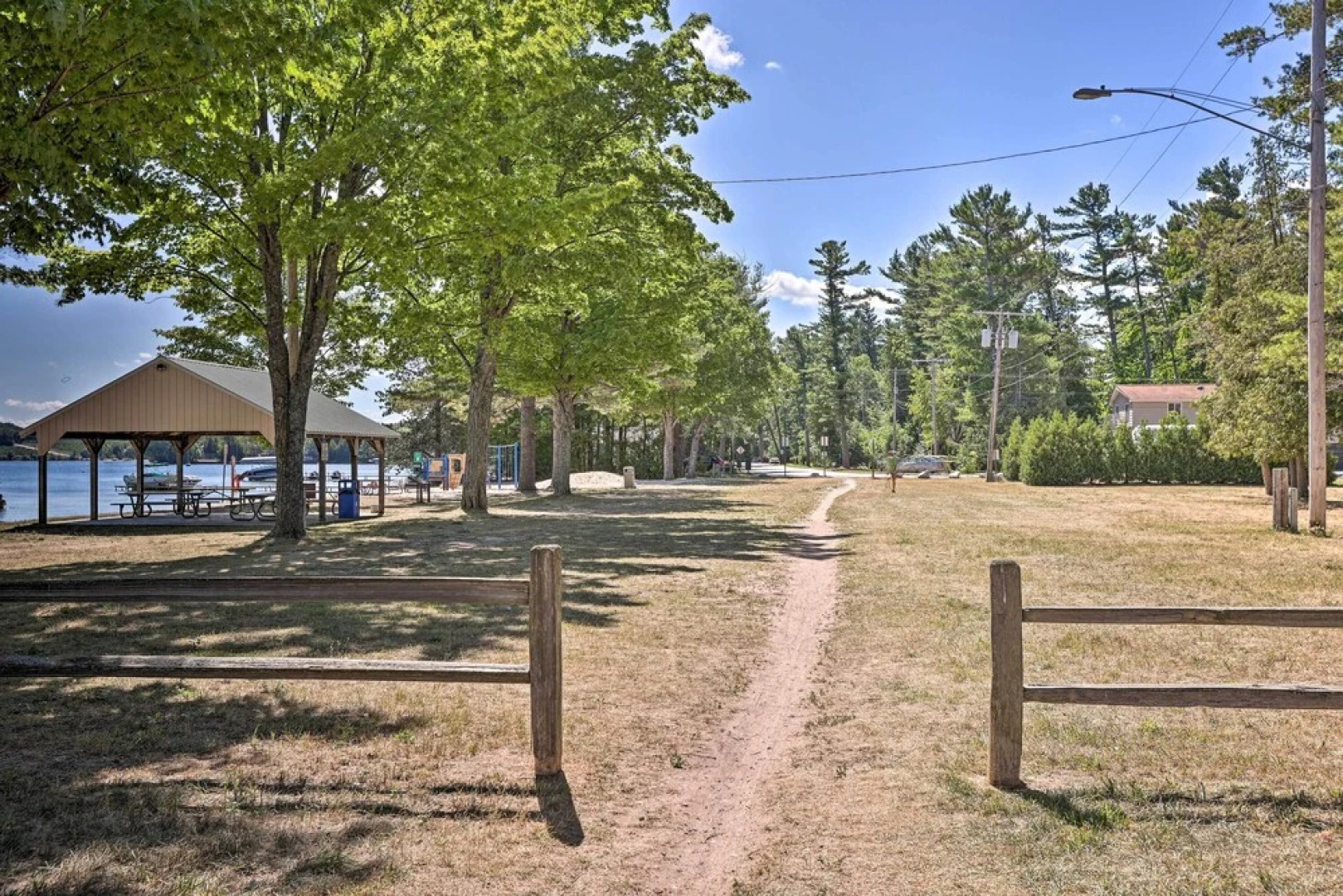 Suttons Bay 'bayview Cottage' w/ Deck & Gas Grill!