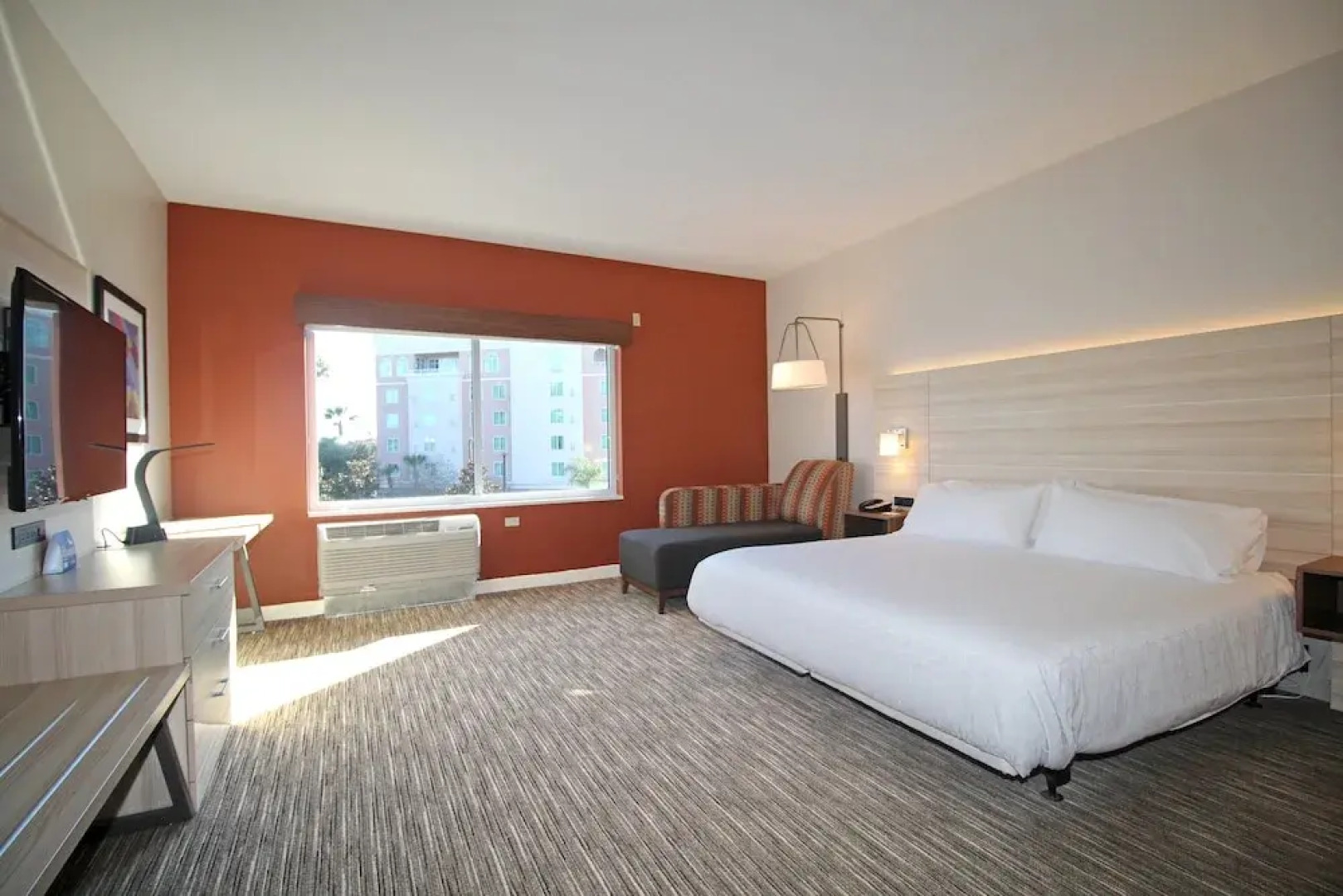 Holiday Inn Express & Suites Ocala by IHG