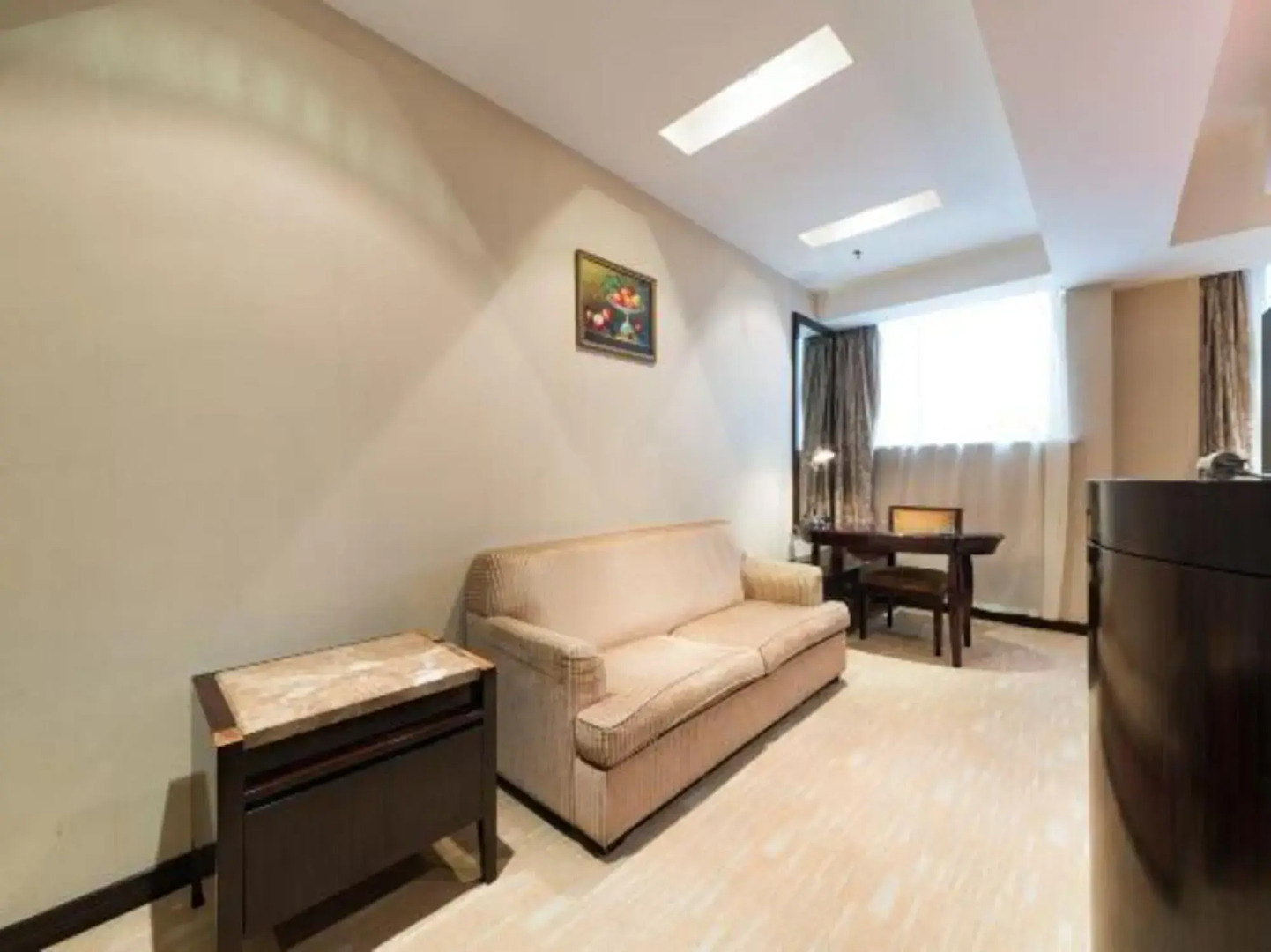 Linhai International Hotel