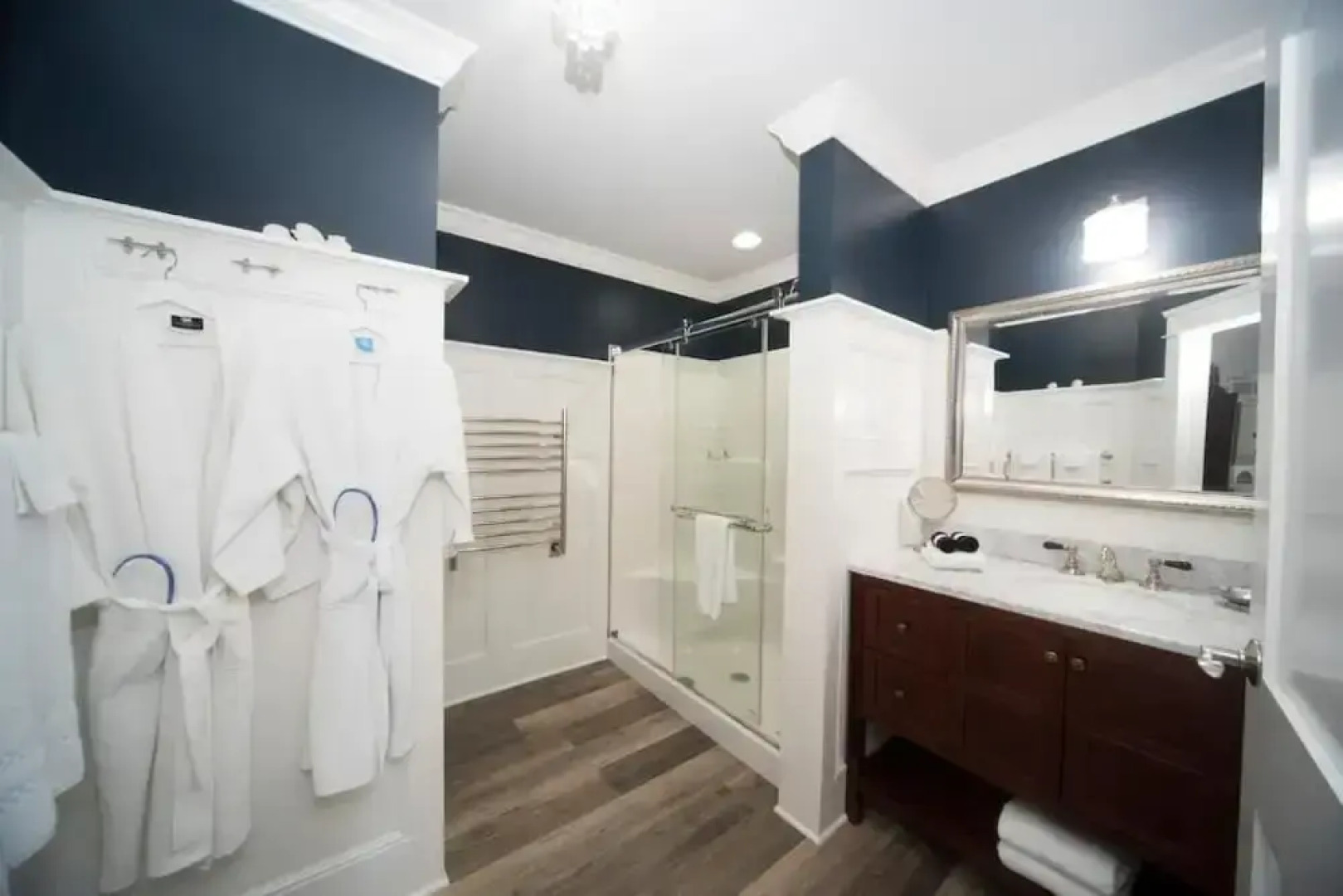 Anchor Inn Boutique Hotel