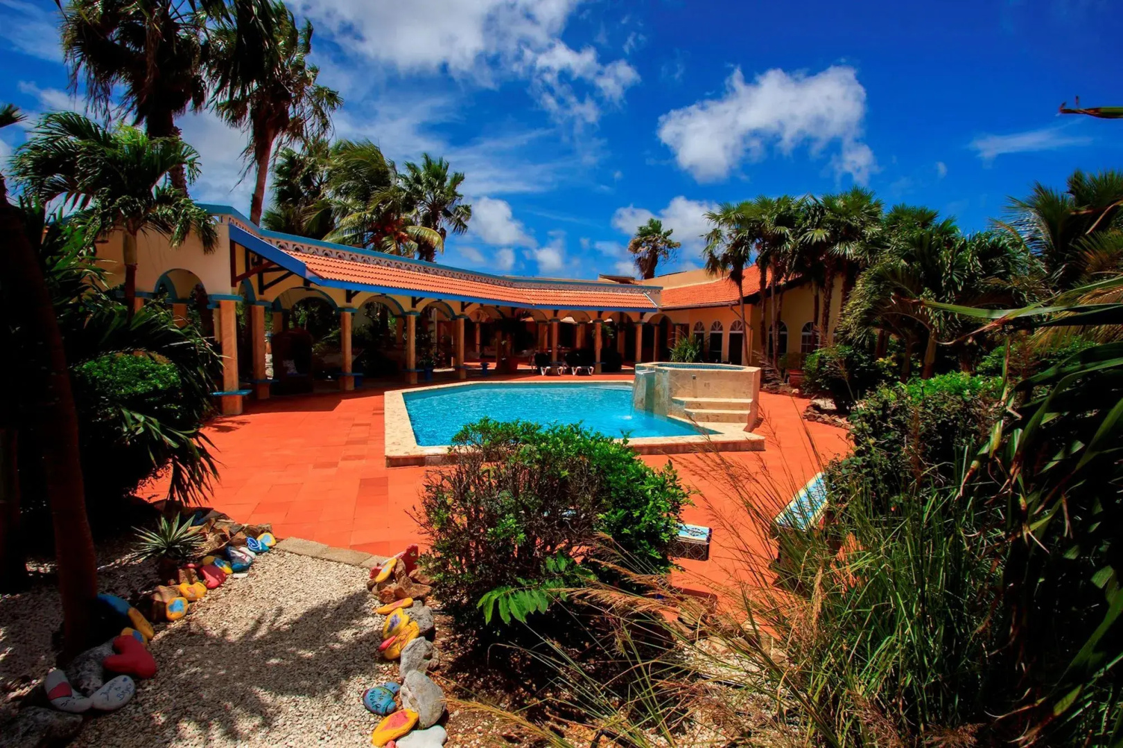 Goood Resort