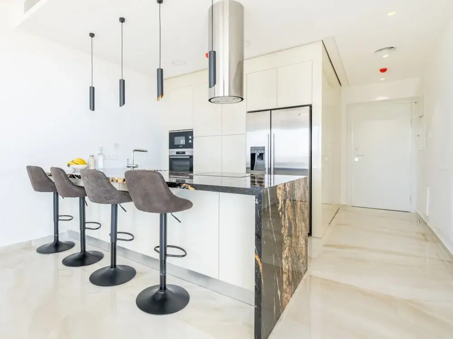 "sanders Dione Residences - Pleasant 2-bedroom Apartment With Sea View"