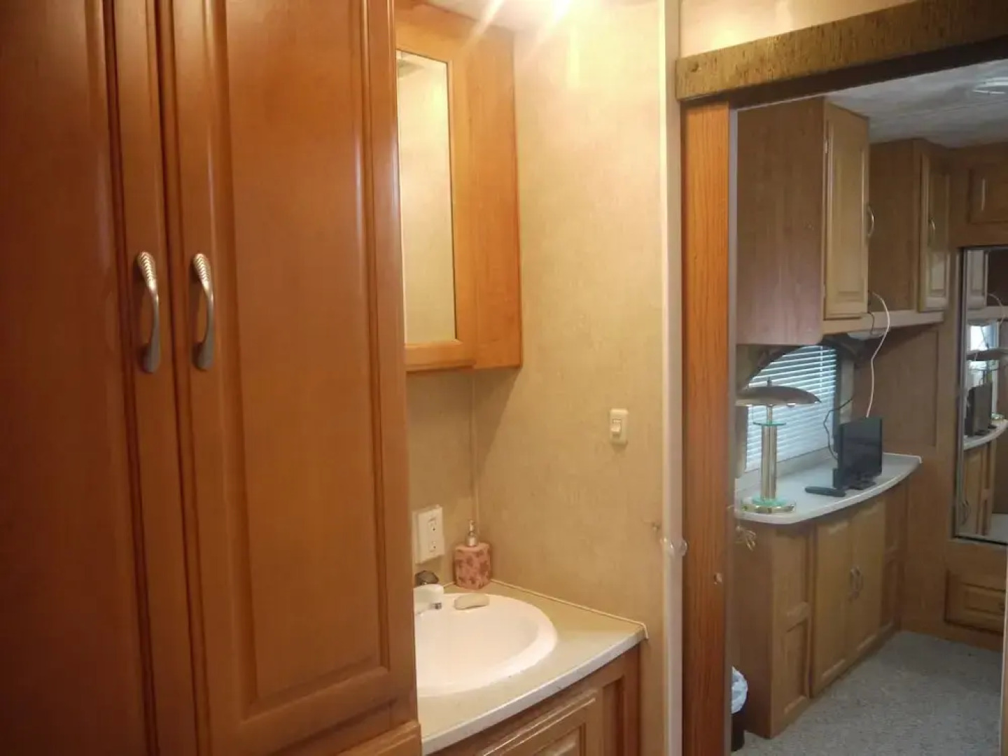 Kariyushi Trailer House