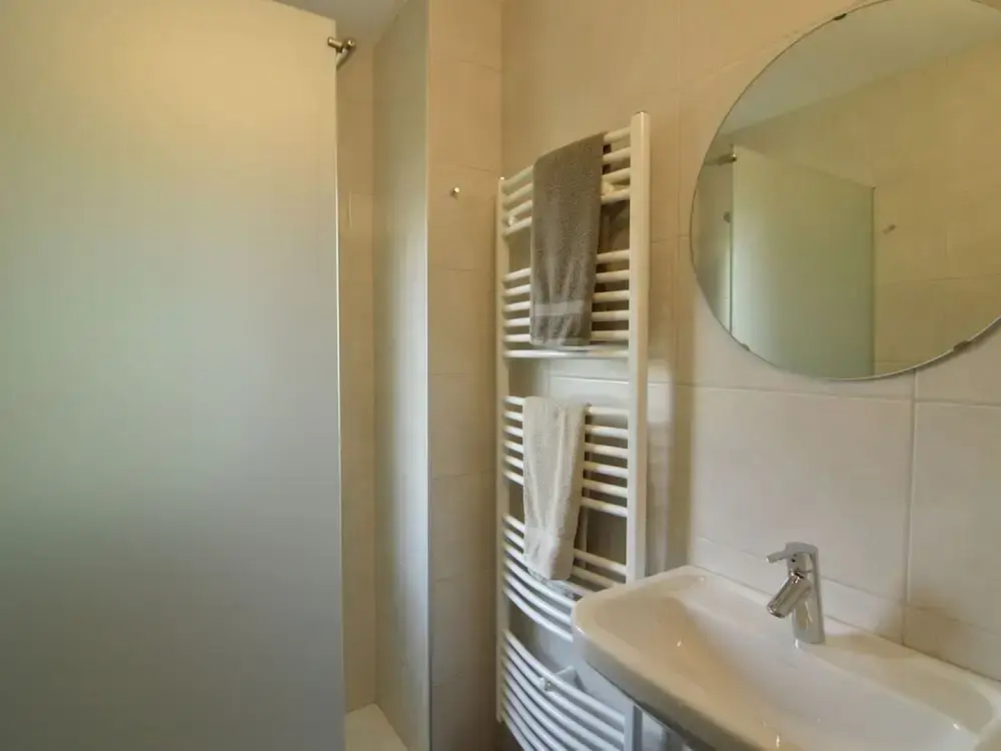 Ondenval Stay With Sauna