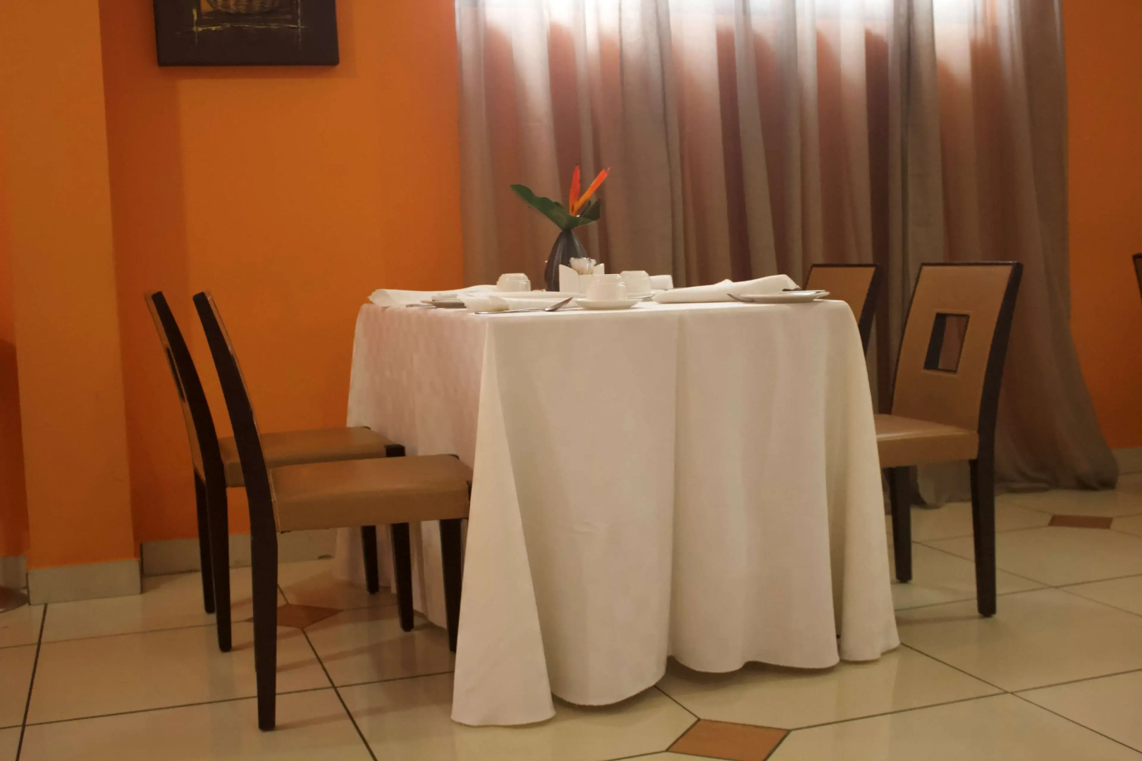 Oak Plaza Hotel - East Legon