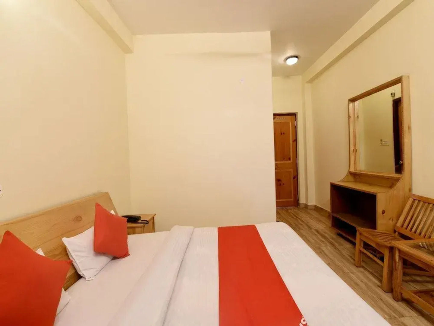 OYO 23604 Parth Regency