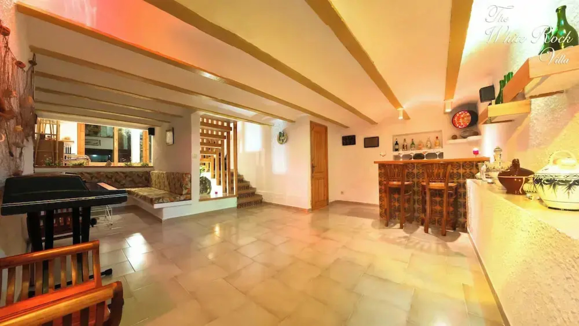 White Rock Villa With Breathtaking Views and Pool