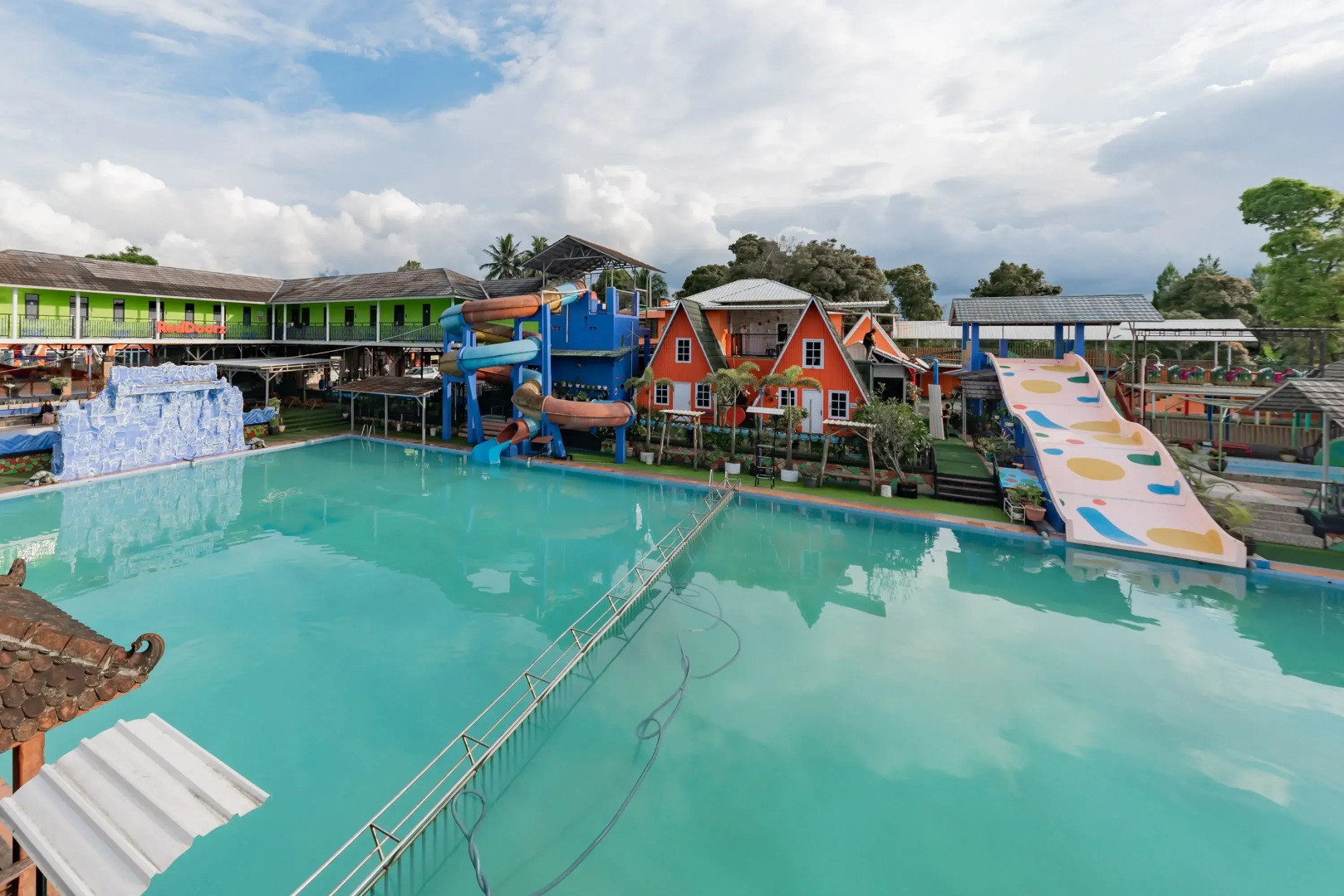 Formerly Reddoorz Resort Syariah Jaya Tirta Abadi