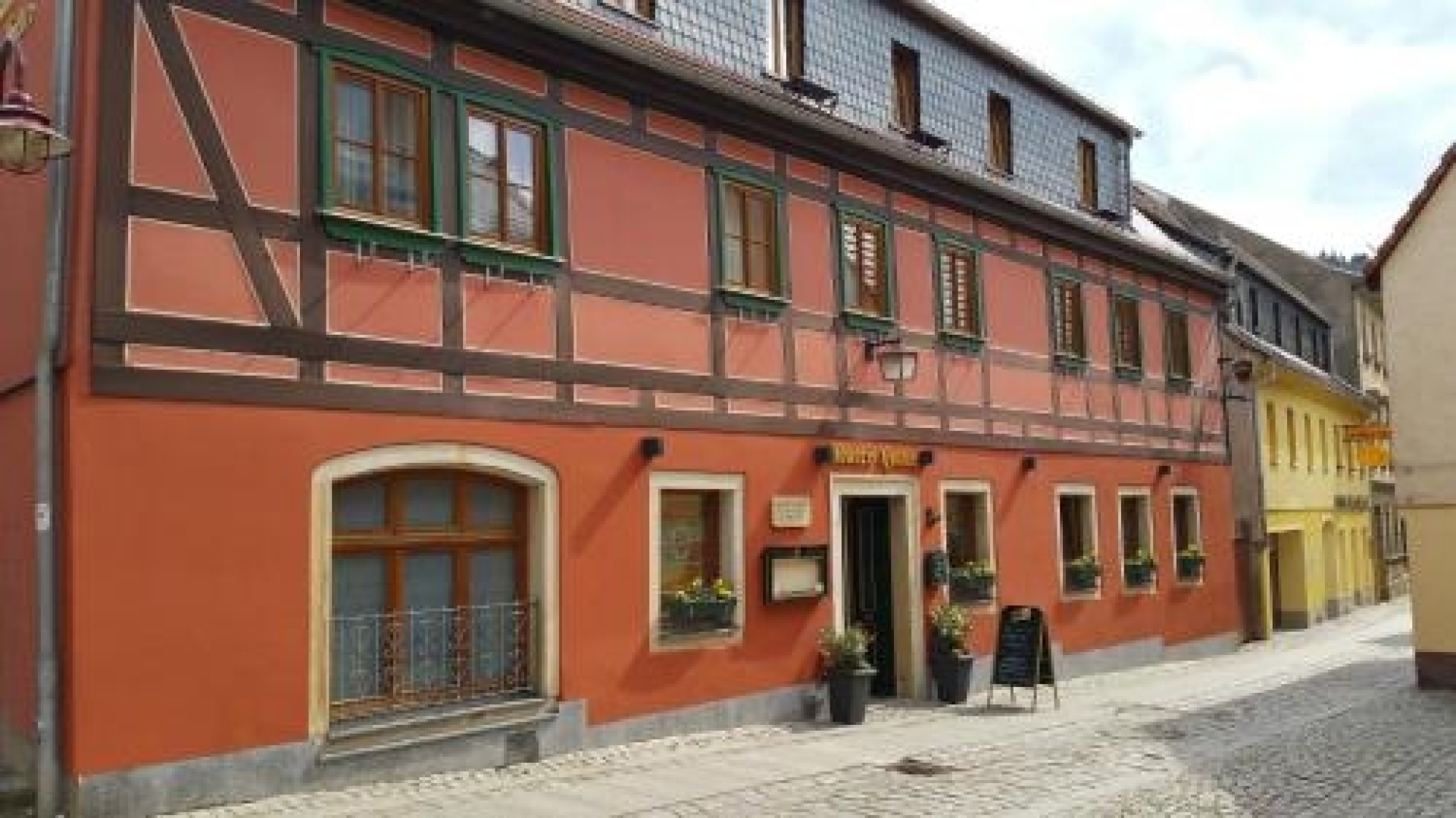 Gasthaus & Hotel Zum Roten Haus