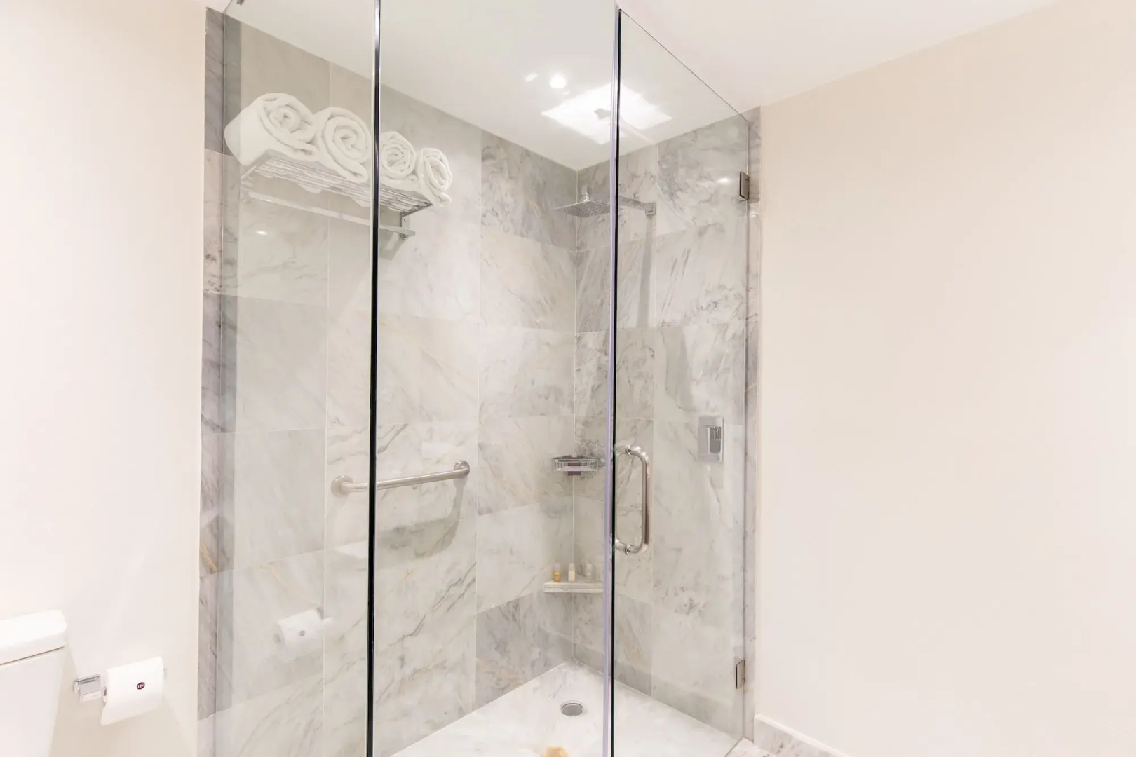 HS HOTSSON Hotel Irapuato