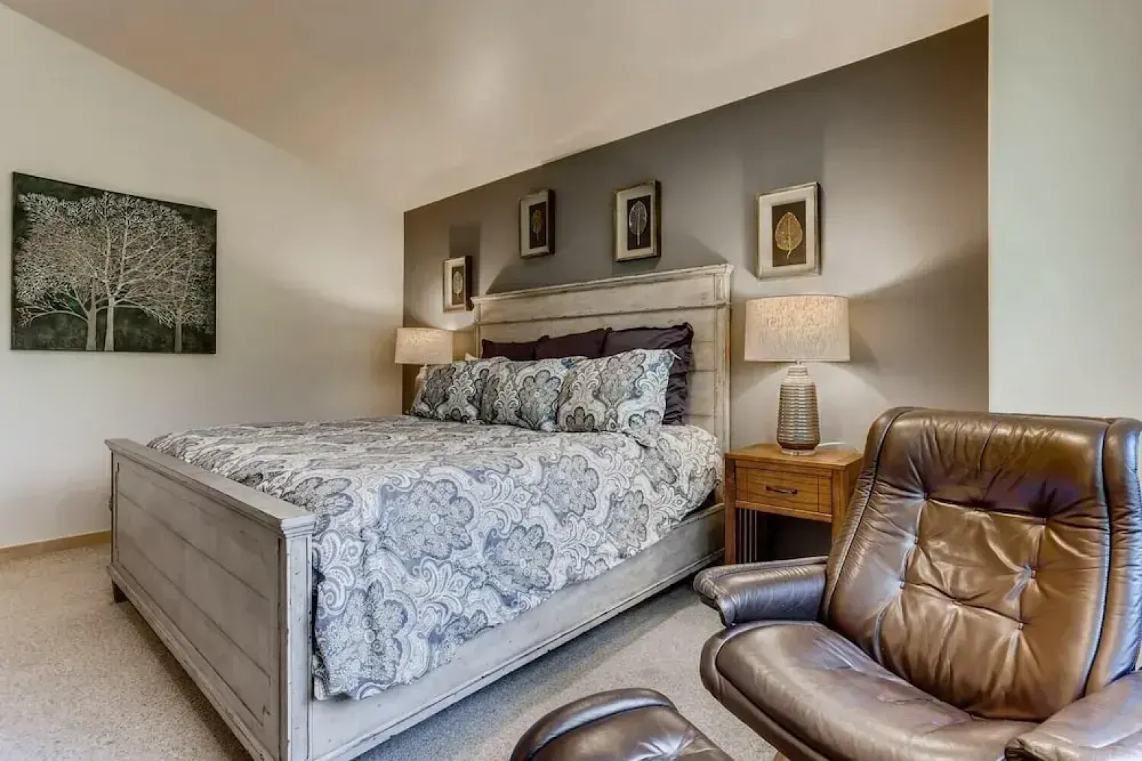 Frisco Cedar  225 4 Bedroom Home by RedAwning