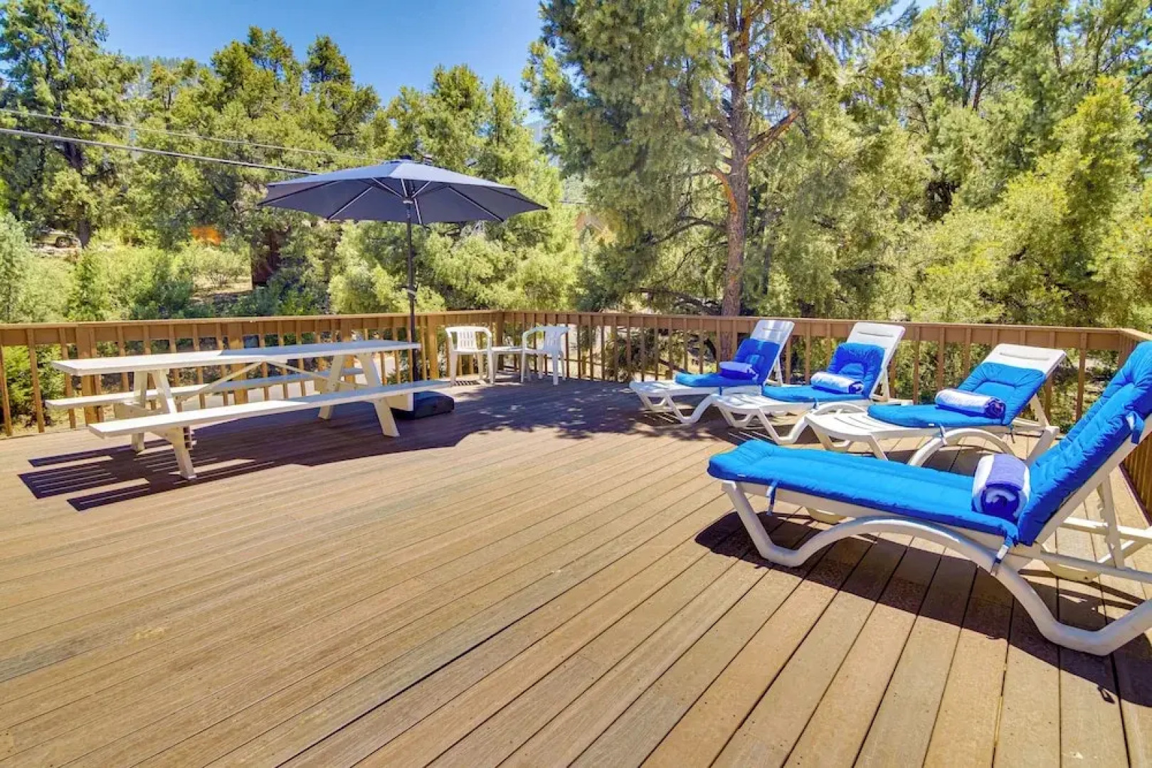 'star House' Unique Home w/ 360 Mountain Views!