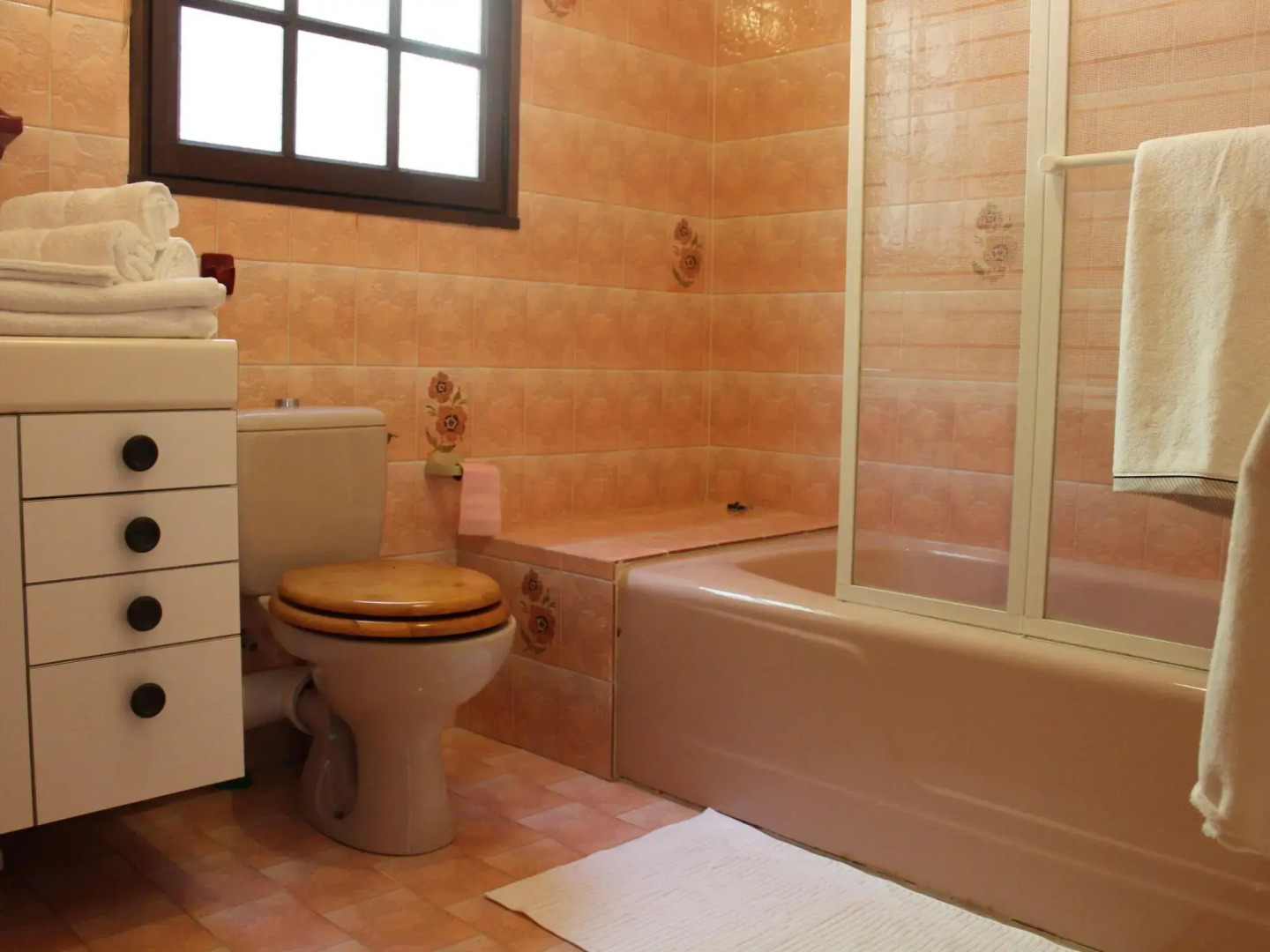 Holiday Home in Saint-antonin-du-var With Private Pool