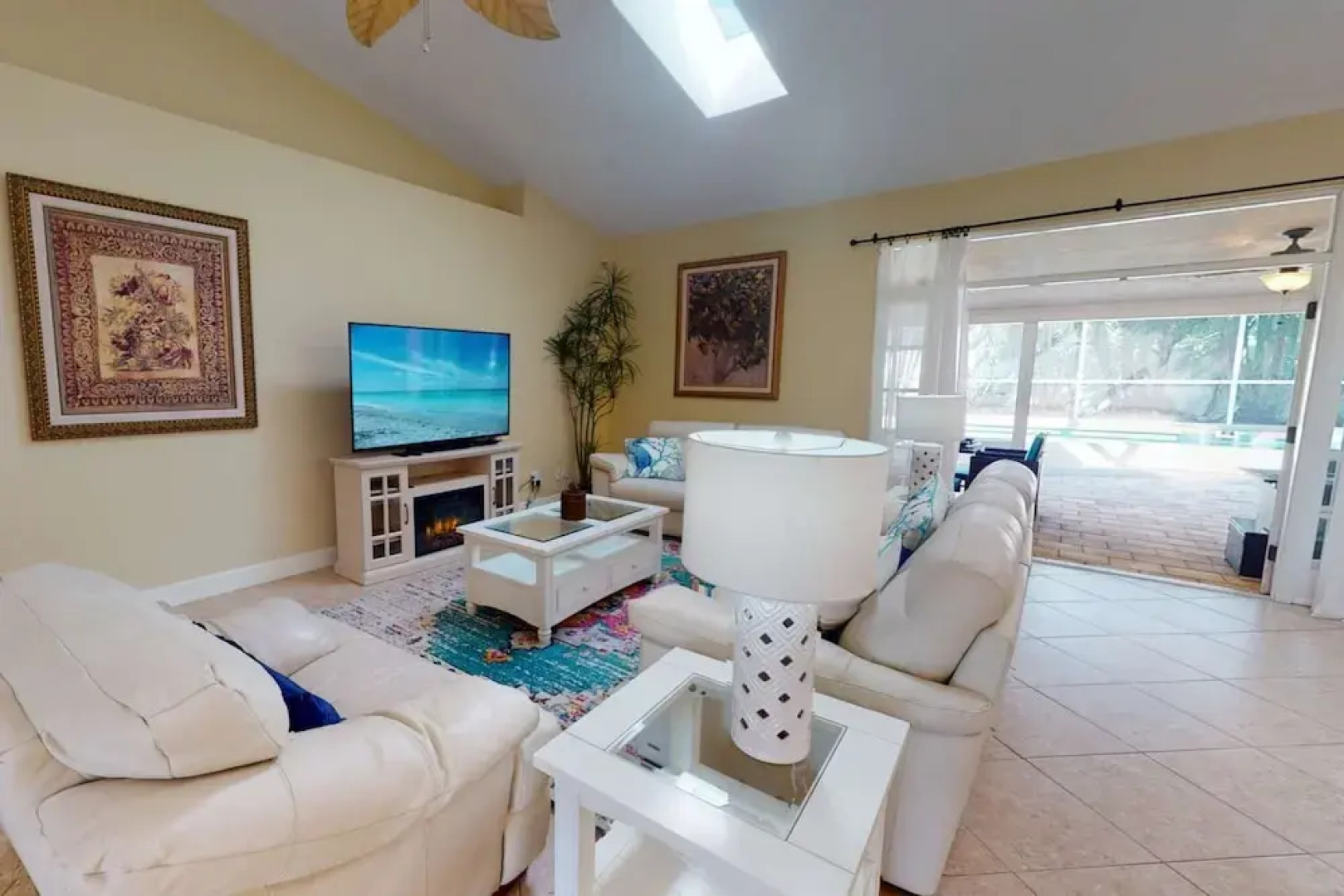 Sarasota Bay Pool Home