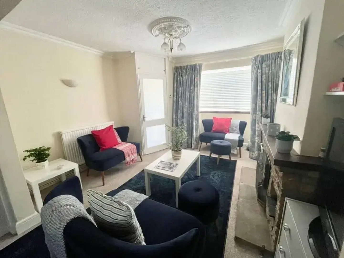 Park End House - Parking Pet Friendly - From 180 Per Night