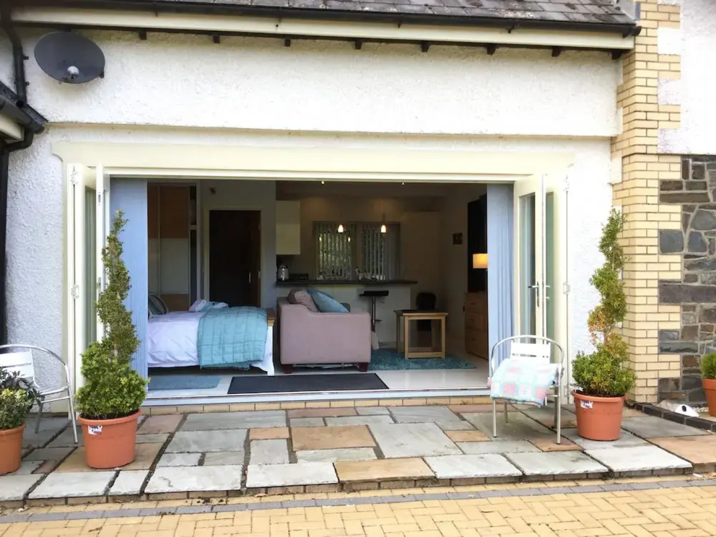 Plas Y Dderwen Bed and Breakfast