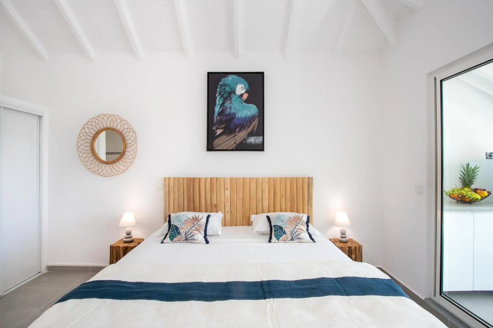 Beautiful suite S12 with pool and sea view