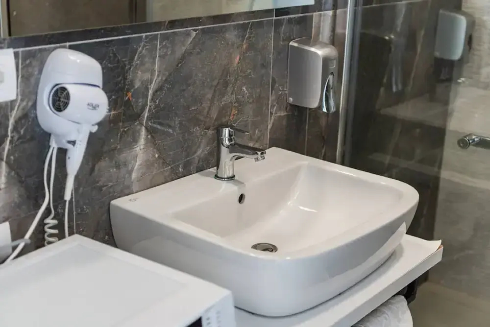 1-bedroom Retreat at Gjiri i Lalzit - Zambaku