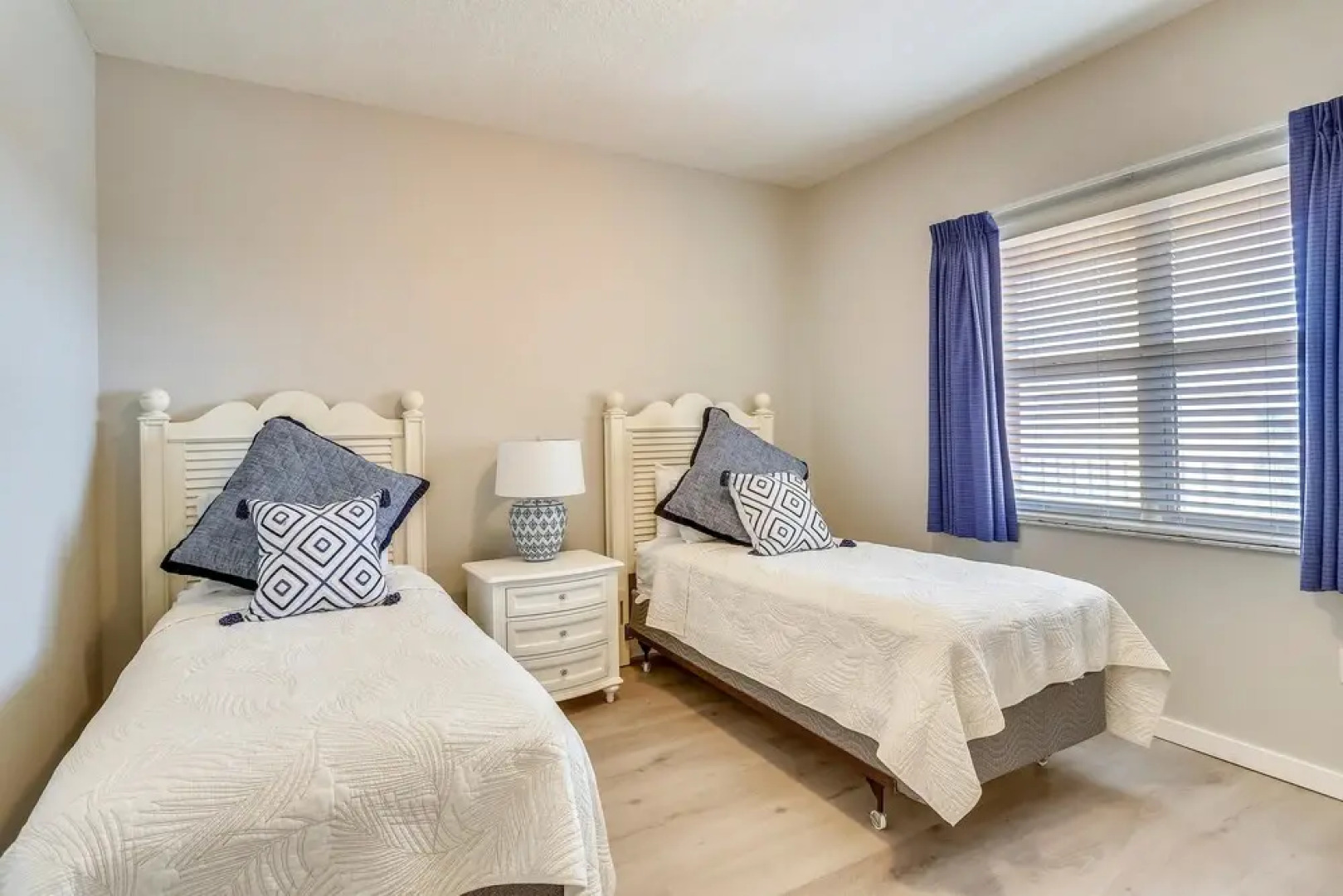 Tides 636 Luxurious Pools/Hot Tubs/Grills-Top Floor Gulf Views