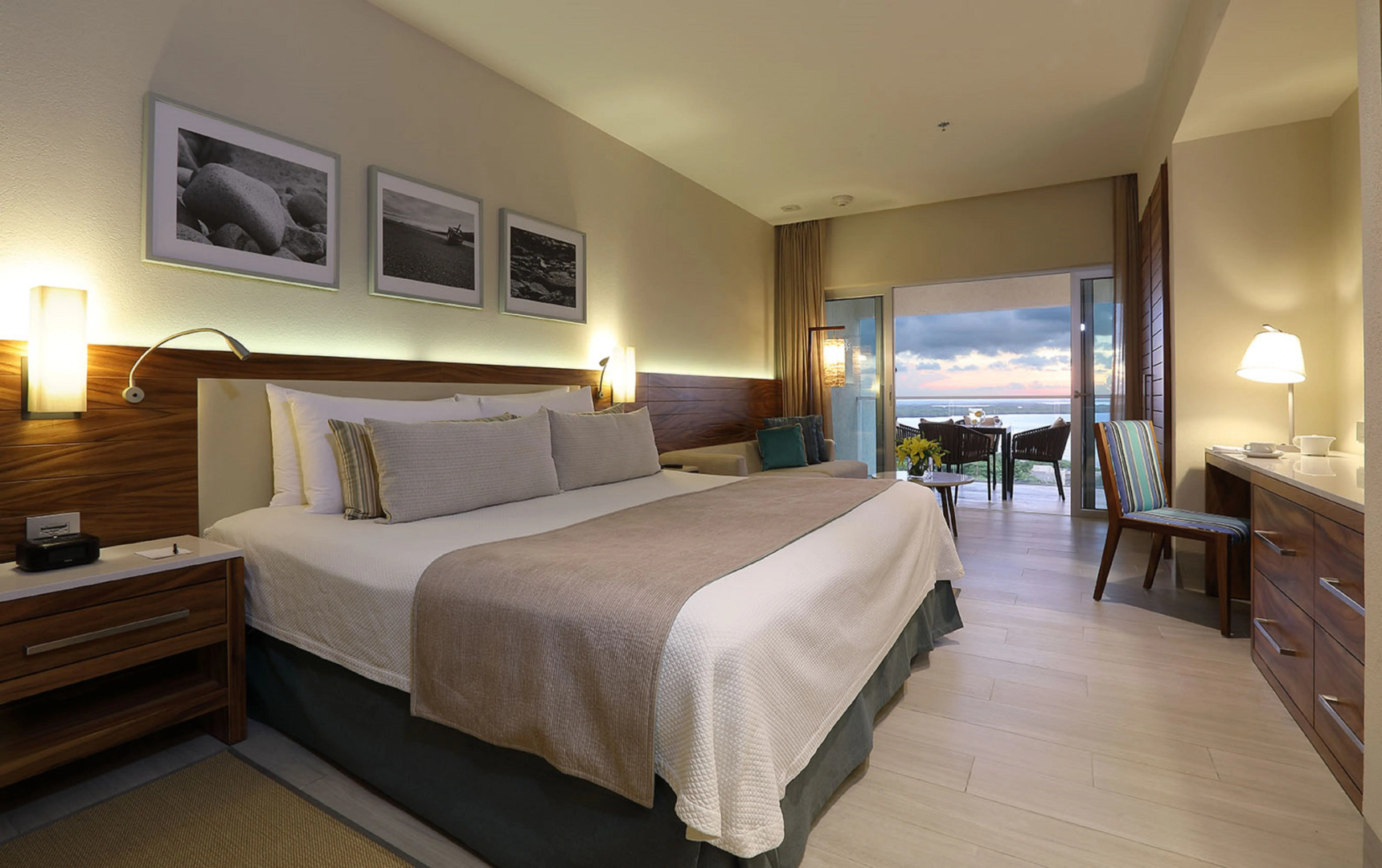 Emporio Cancun Optional All Inclusive