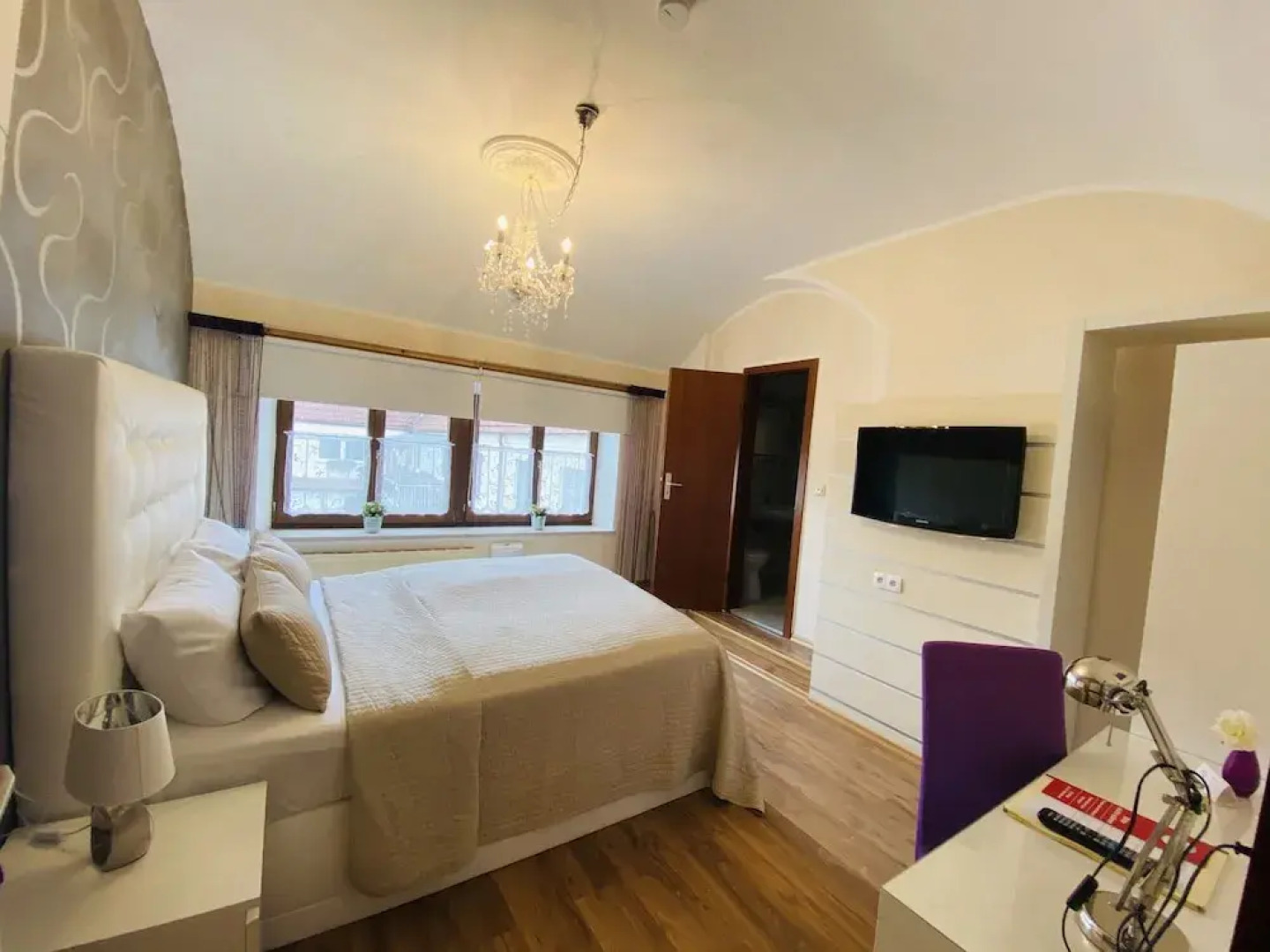 Hallbergerhof Hotel & Hostel