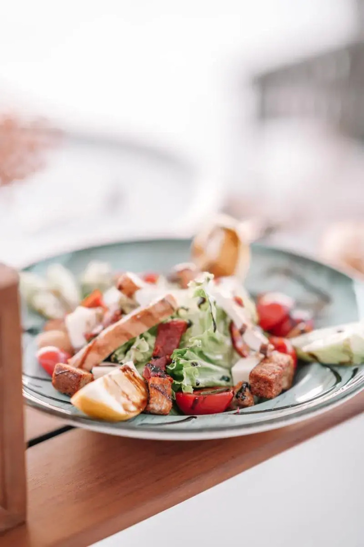 The Norm Collection Door'a