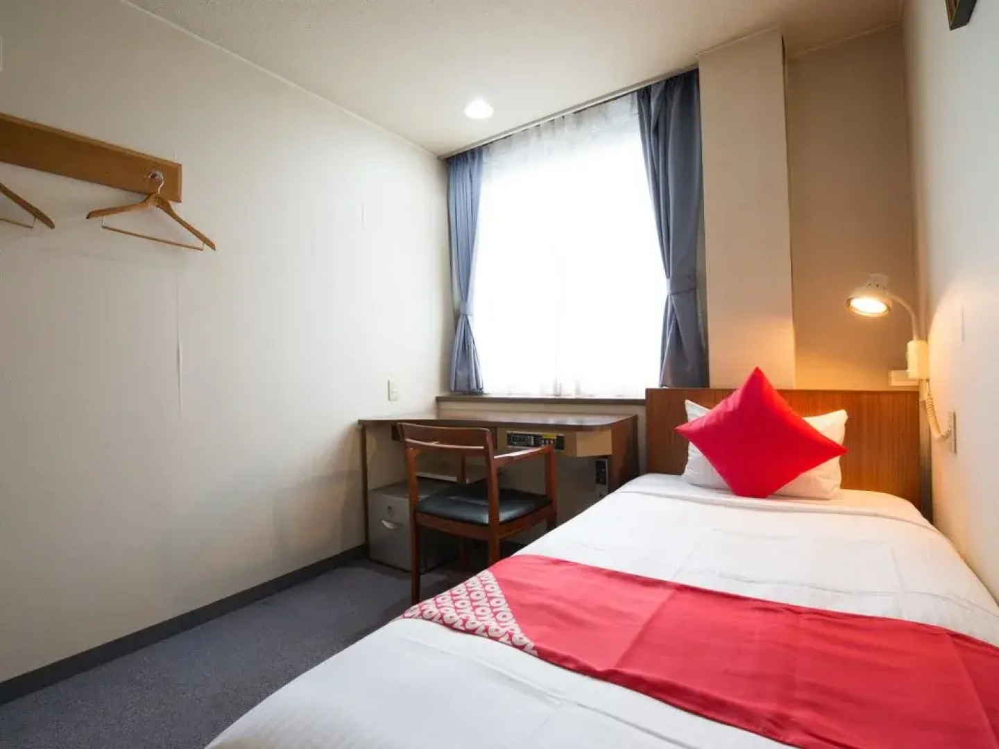 Station Business Hotel Tenshukaku Hitoyoshi