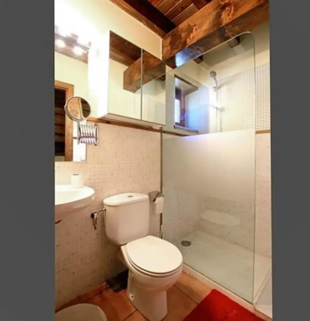 House With 4 Bedrooms in Bellver de Cerdanya, With Wonderful Mountain