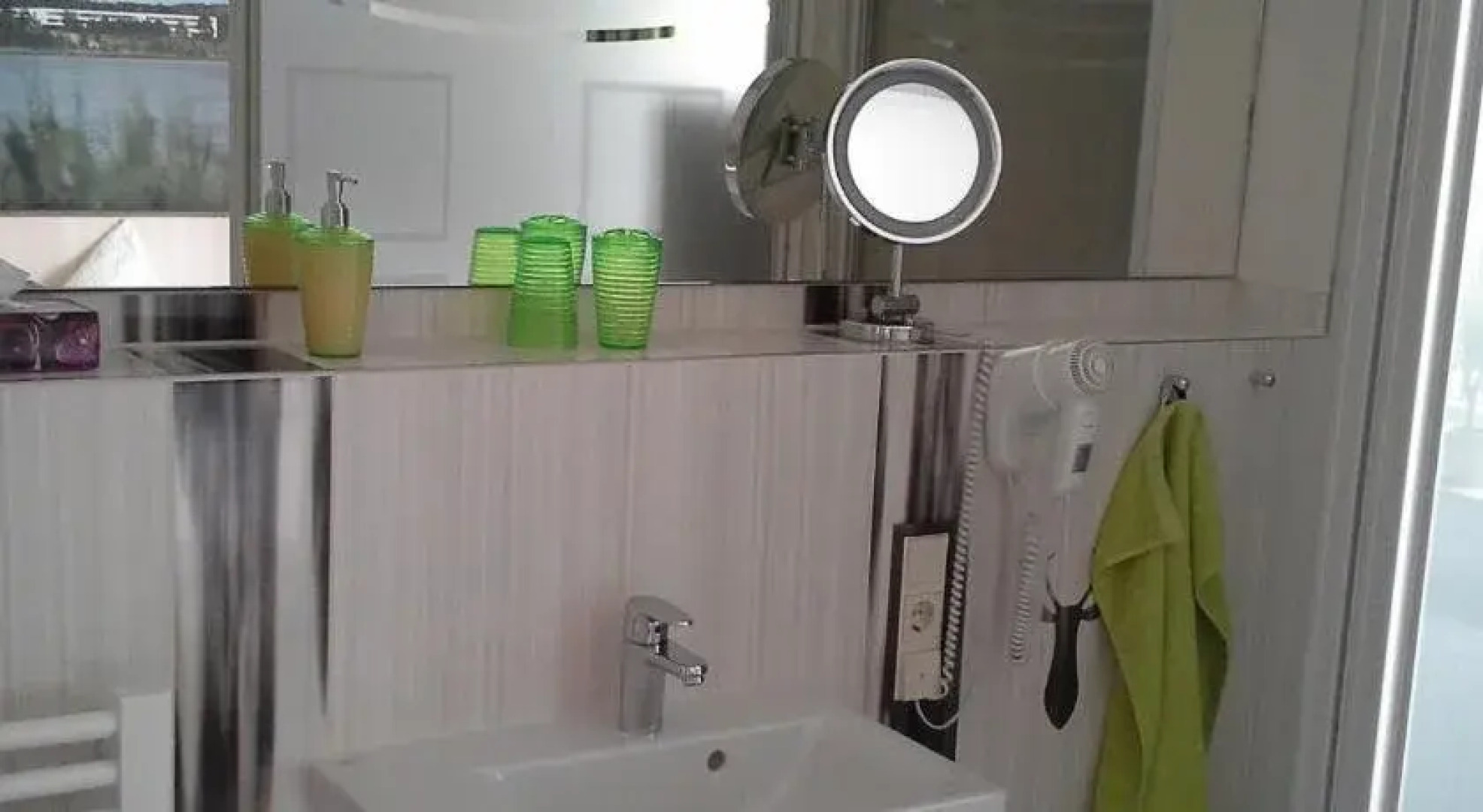 lukAs Restaurant Hotel Lounge Bar