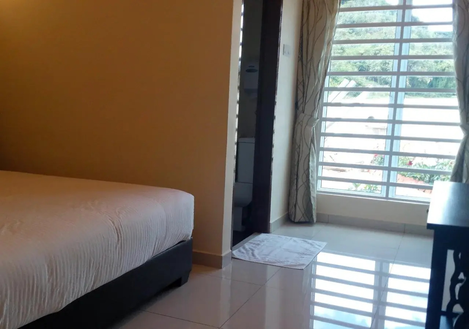 Sam Jade Guest House