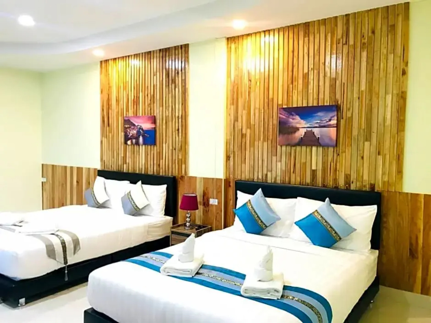 kinjo park pool view delux2 (double bed)