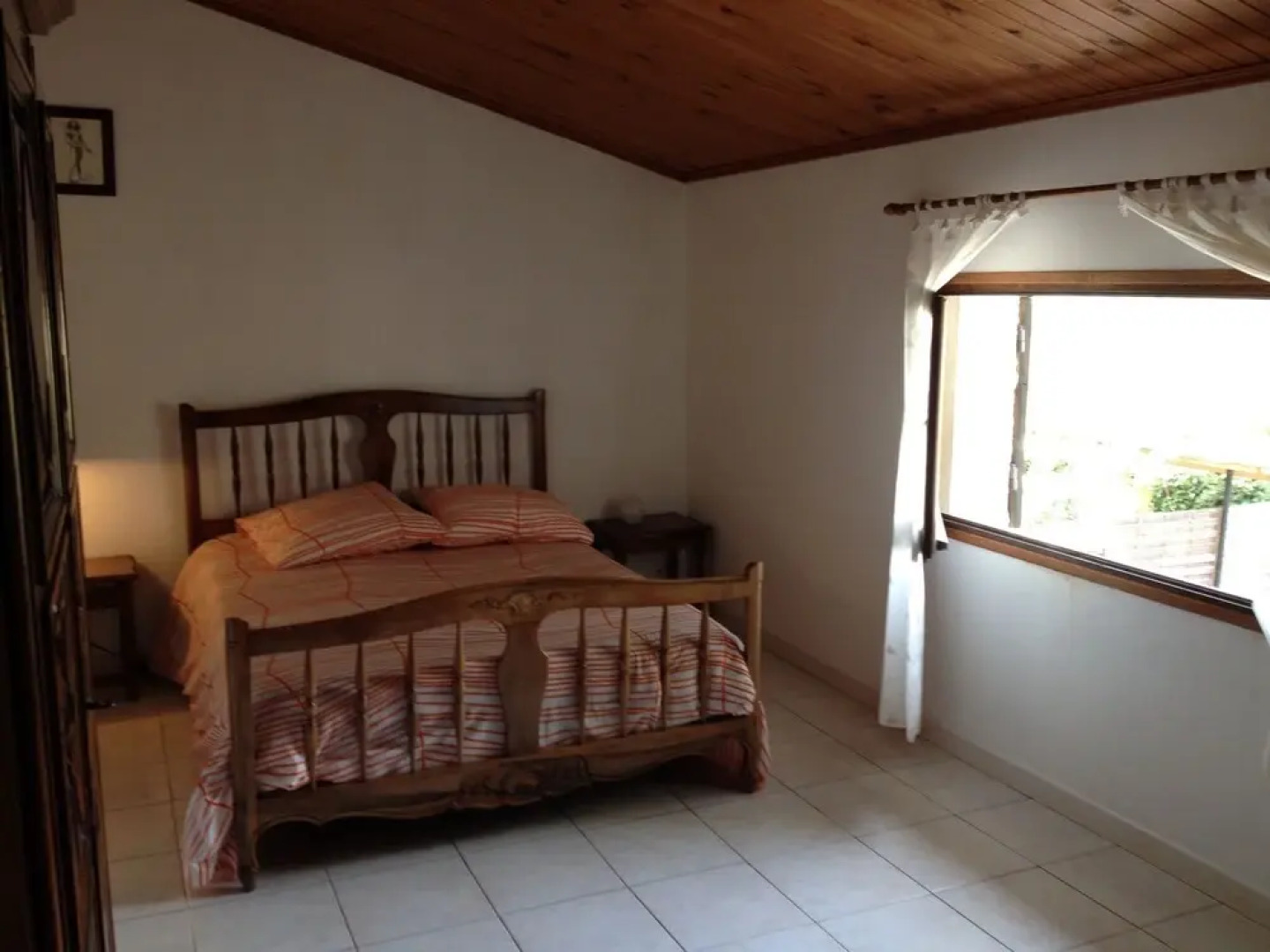 Villa With 6 Bedrooms in Cannes-et-clairan, With Wonderful Mountain Vi