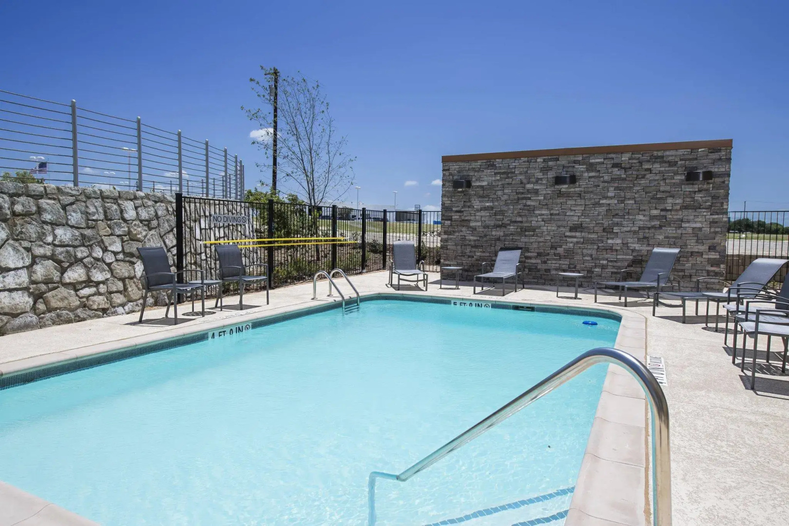 Fairfield Inn & Suites by Marriott Dallas Waxahachie