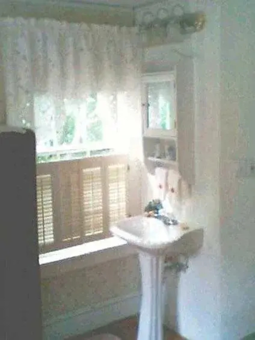 Nichols Guest House B & B