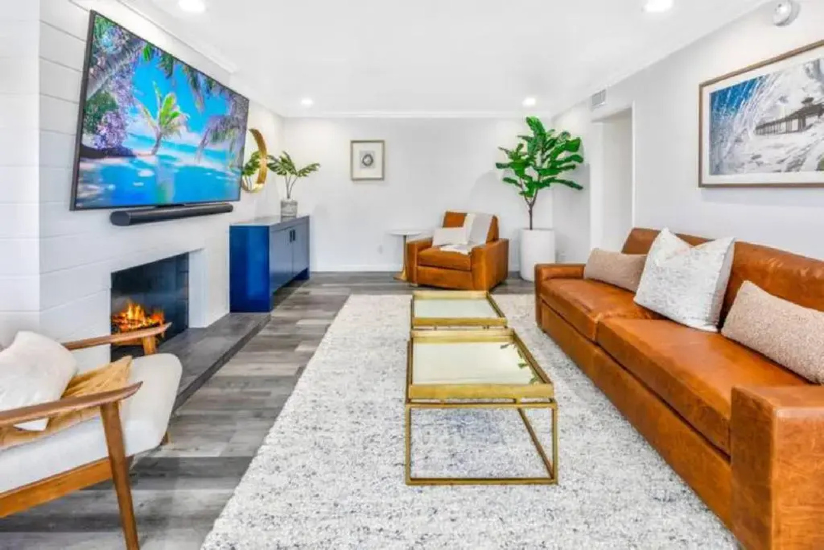 LuxuryTownhome.3Blks2Beach.E-Bikes.75”4kTV