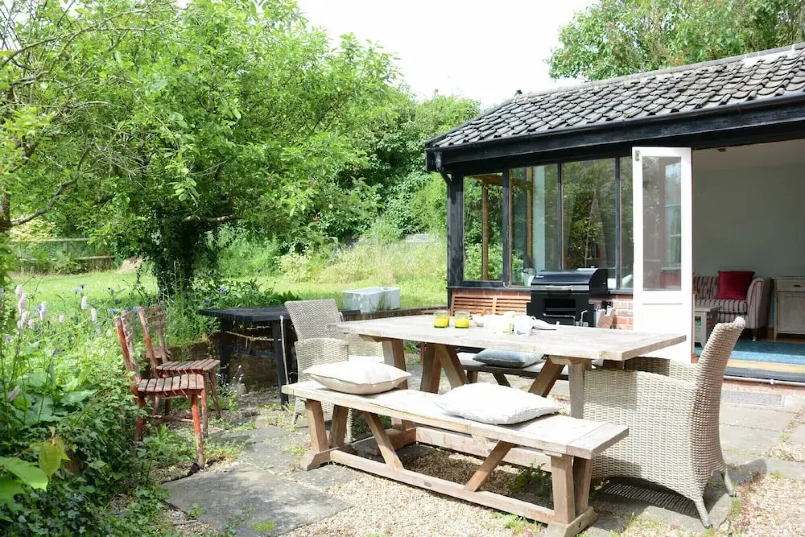 The White House With Studio