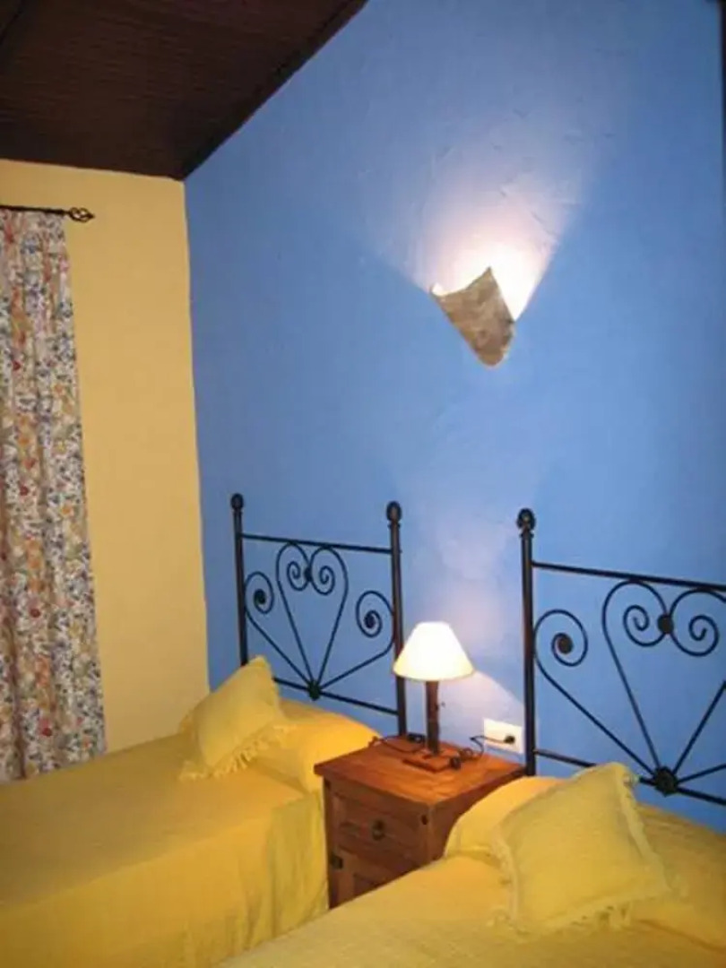 House With 3 Bedrooms in Hornachuelos, With Wonderful Mountain View, P