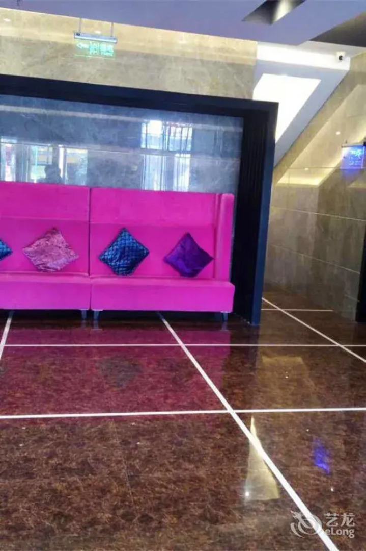 Xuchang Junzhuan Hotel