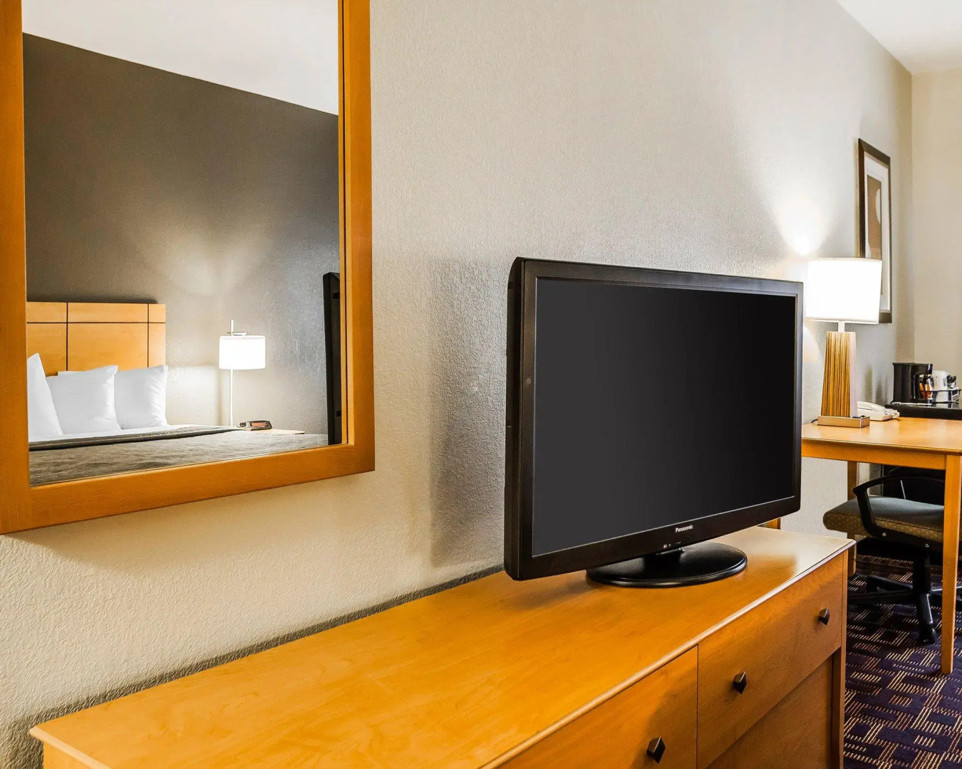 Quality Inn & Suites Des Moines Airport