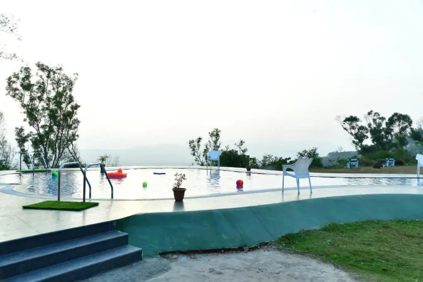 KSTDC Hotel Mayura Valley View Madikeri