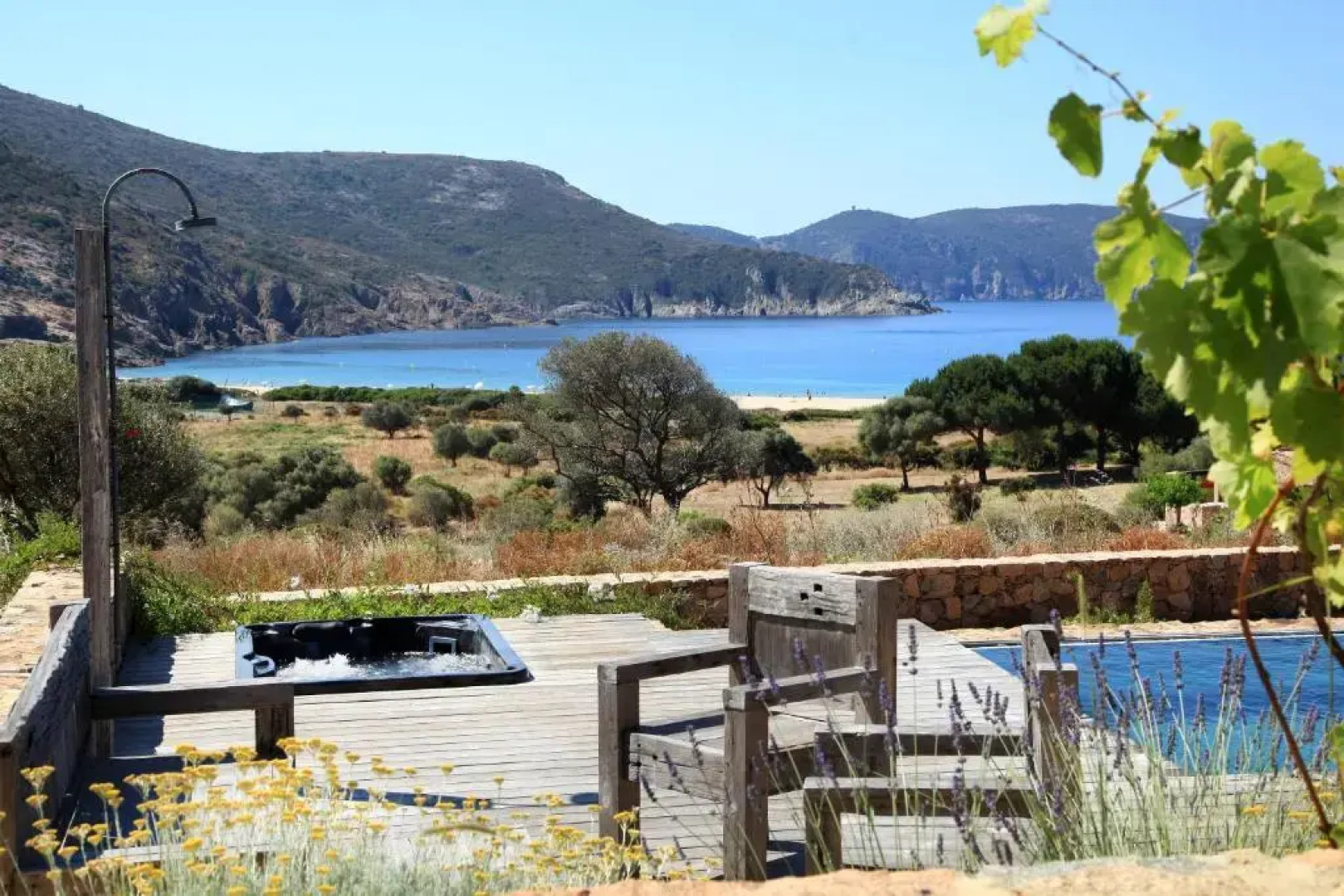 Les Bergeries D'arone