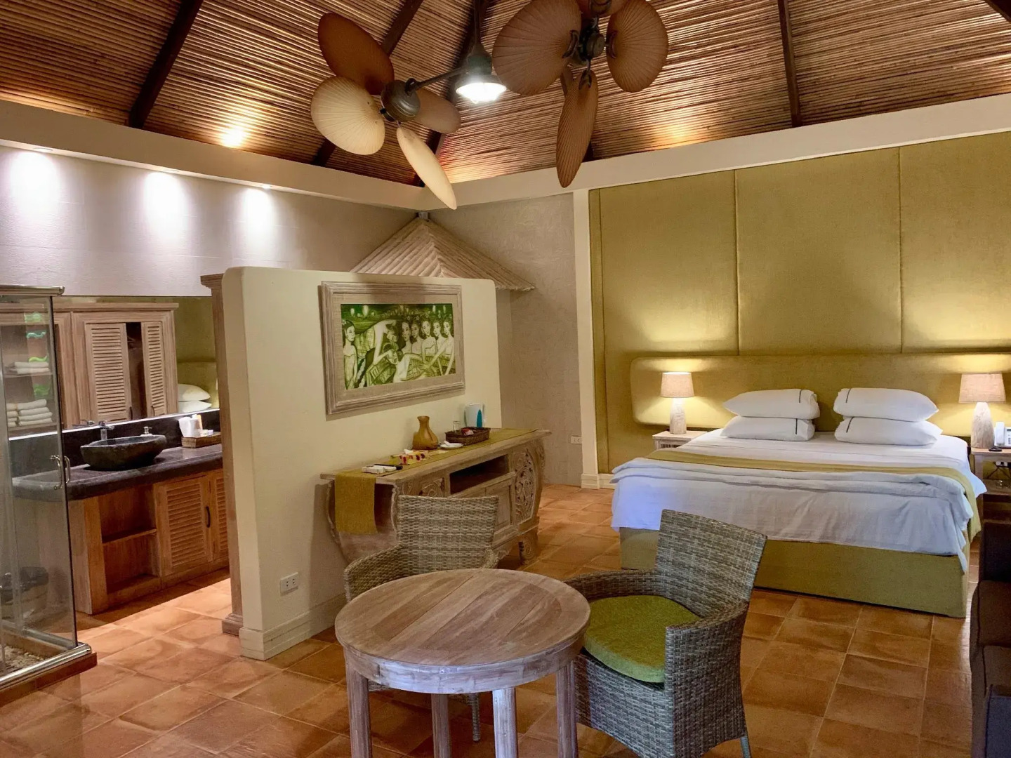 Coco Grove Beach Resort