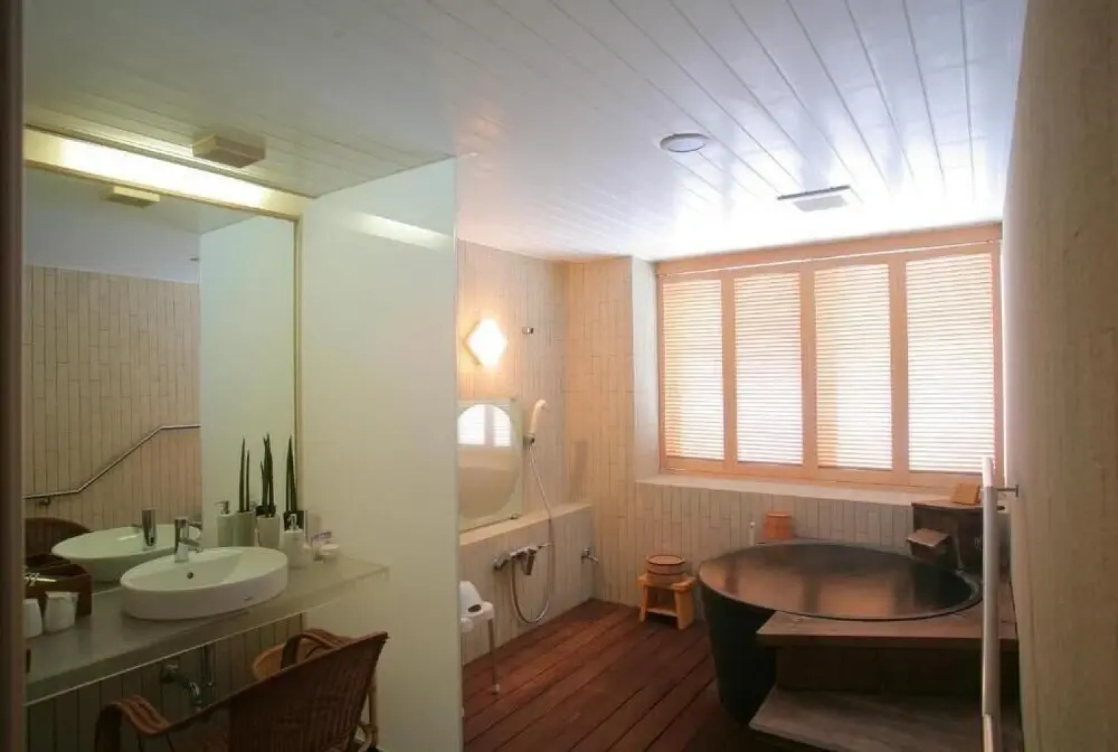 Yamashiro Onsen Ryokan Tatami