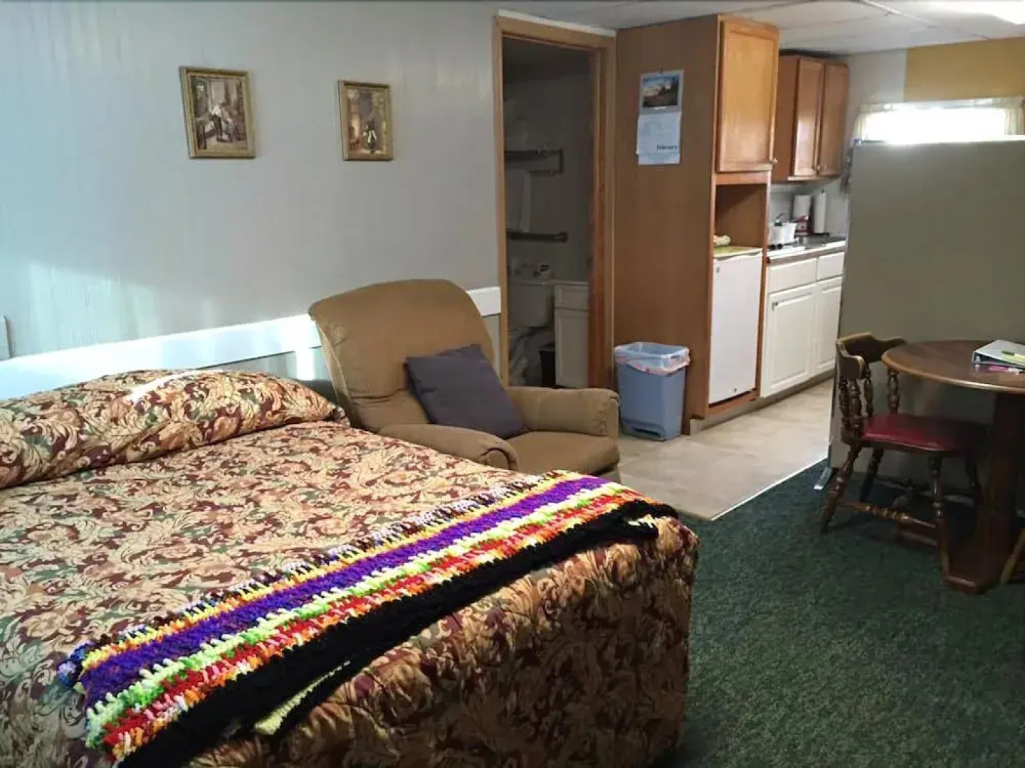 Town N' Country Motel and Shuttle