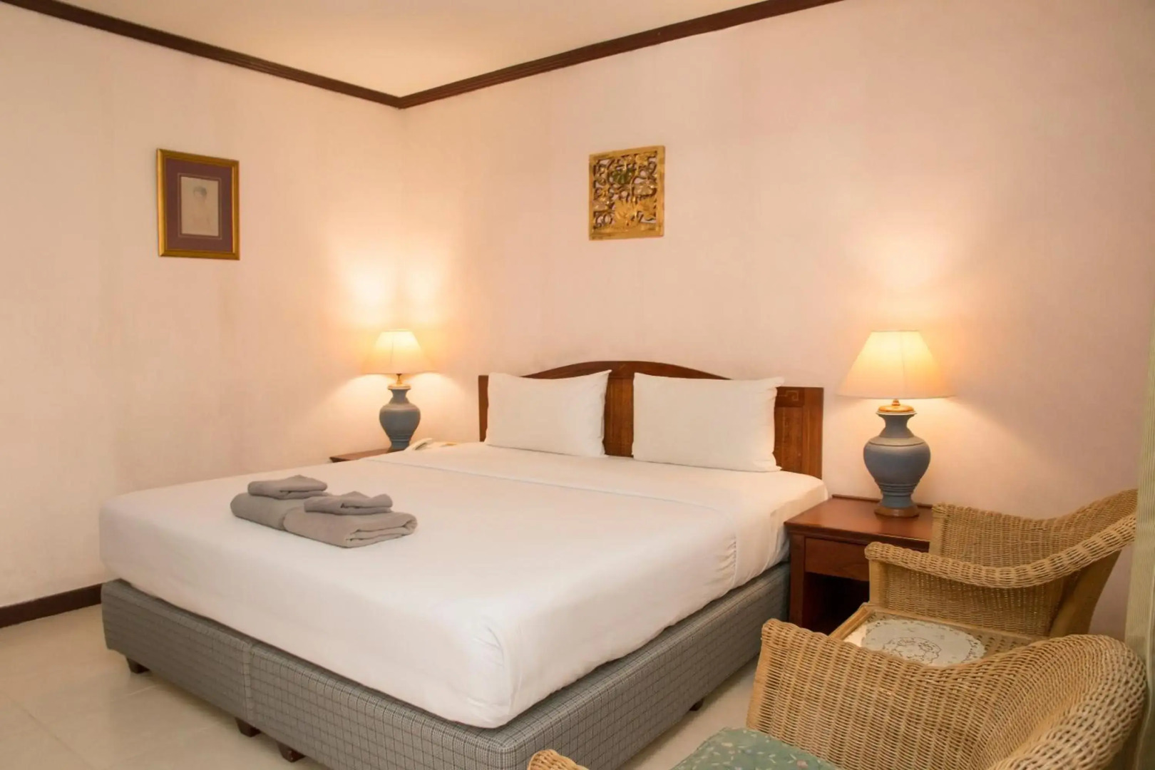 S Lodge Pattaya (formally known as Sabai Lodge)