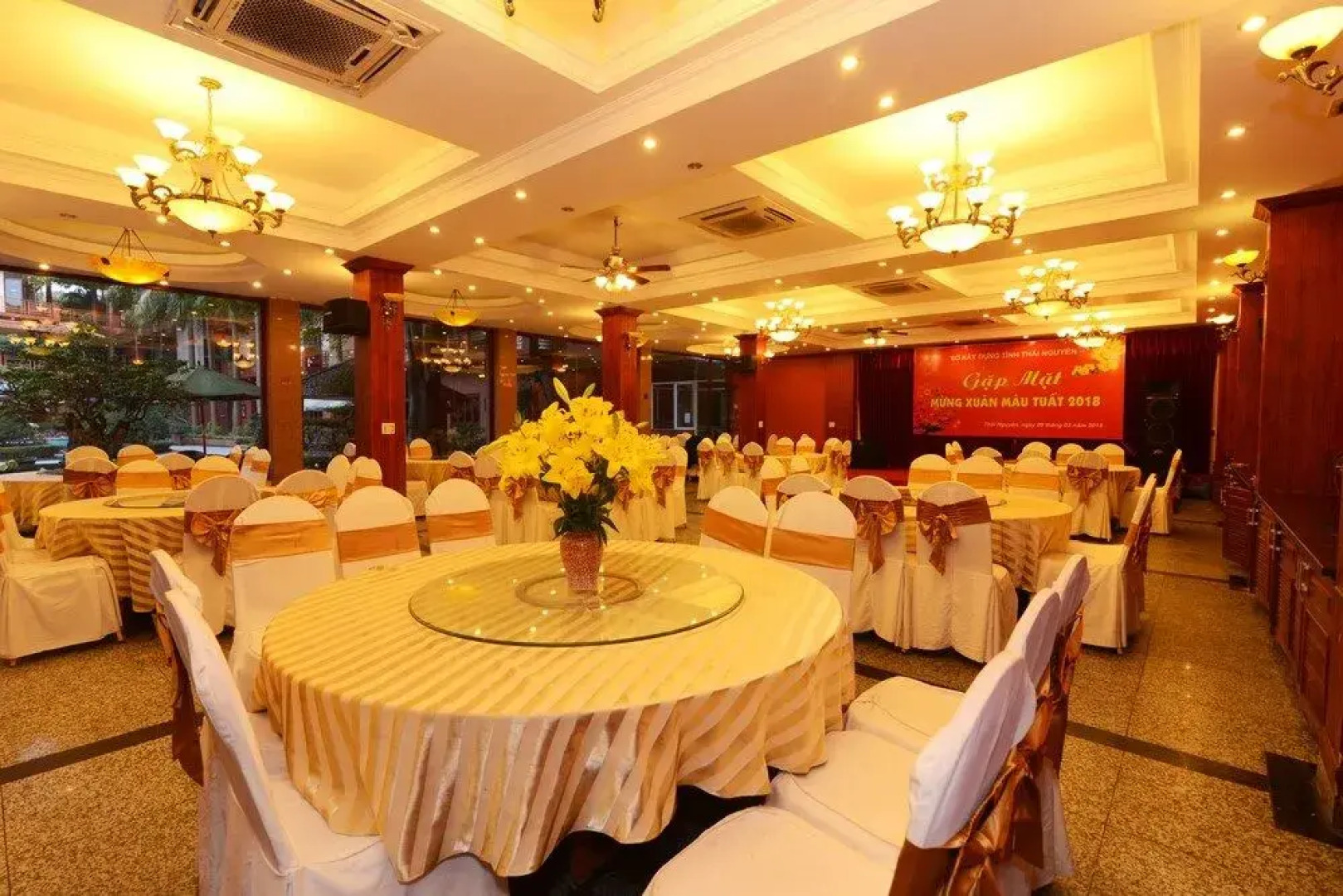 Dong Duong Hotel