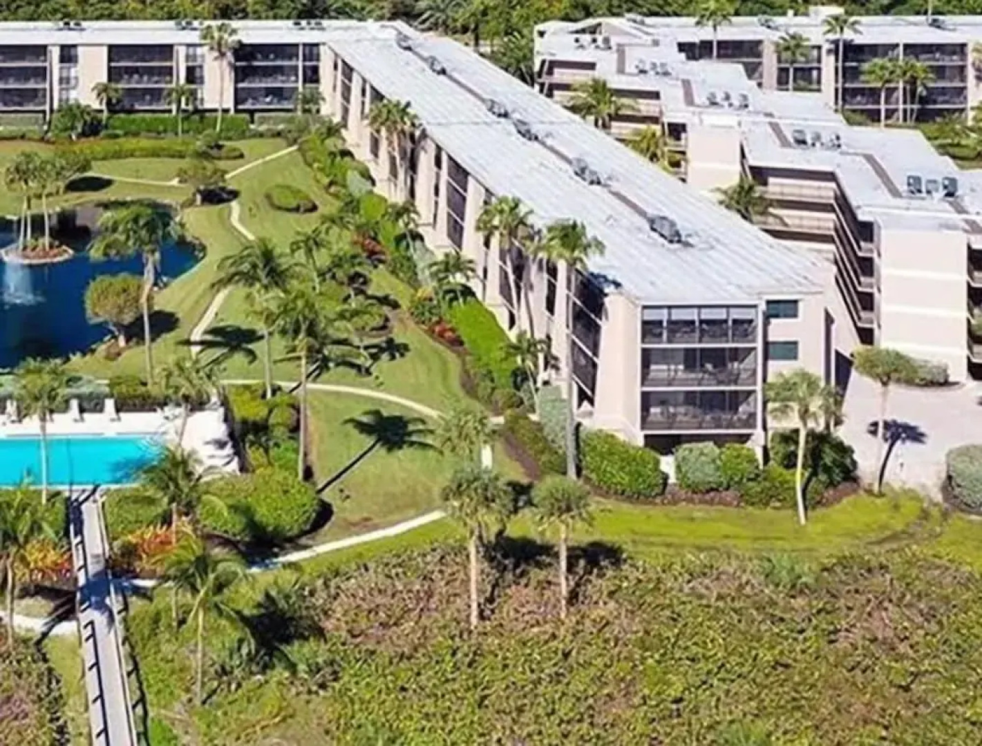 Sundial Beach Resort by Dream Vacation Rentals