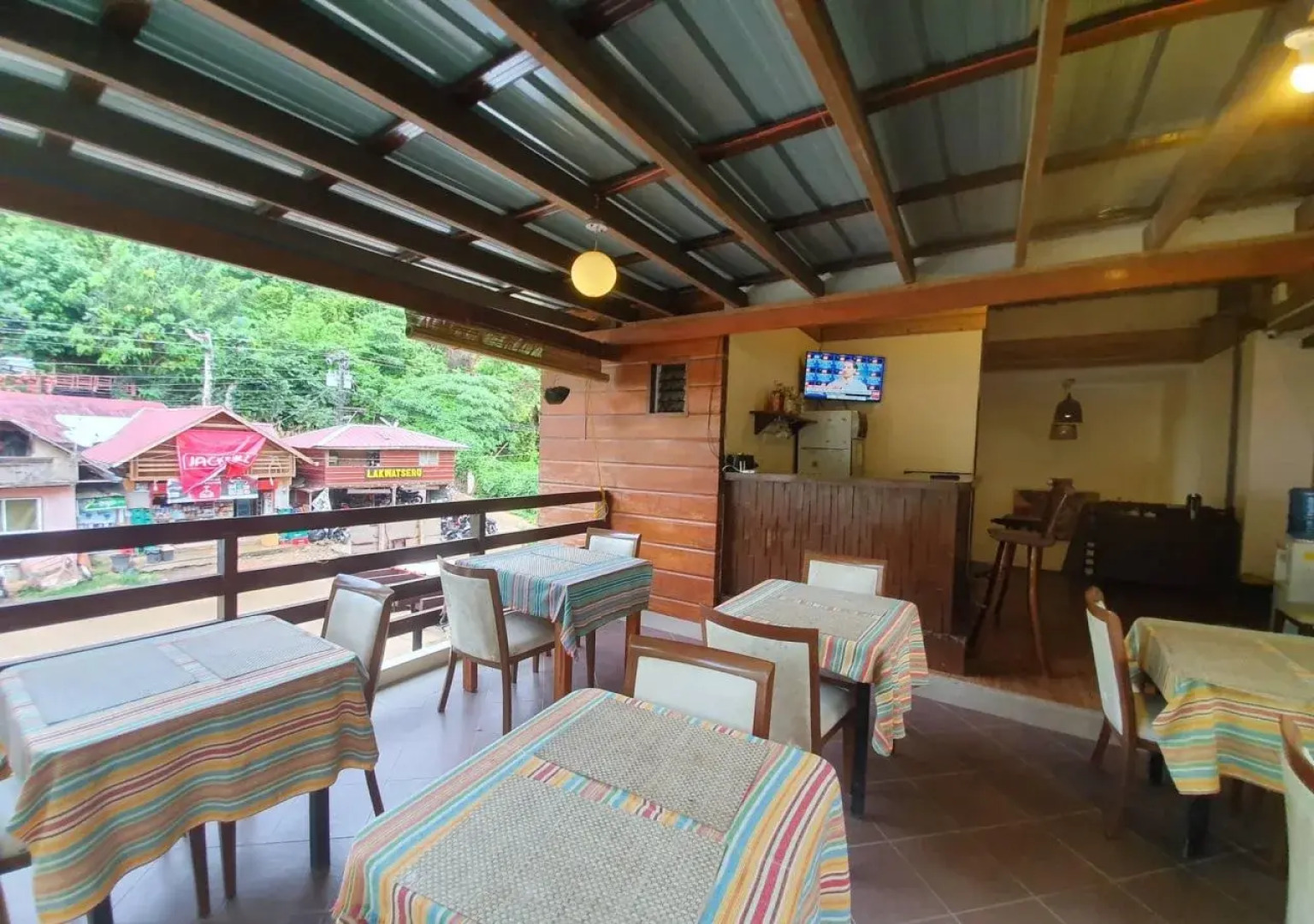 Pa Lao Yu Dive Resort